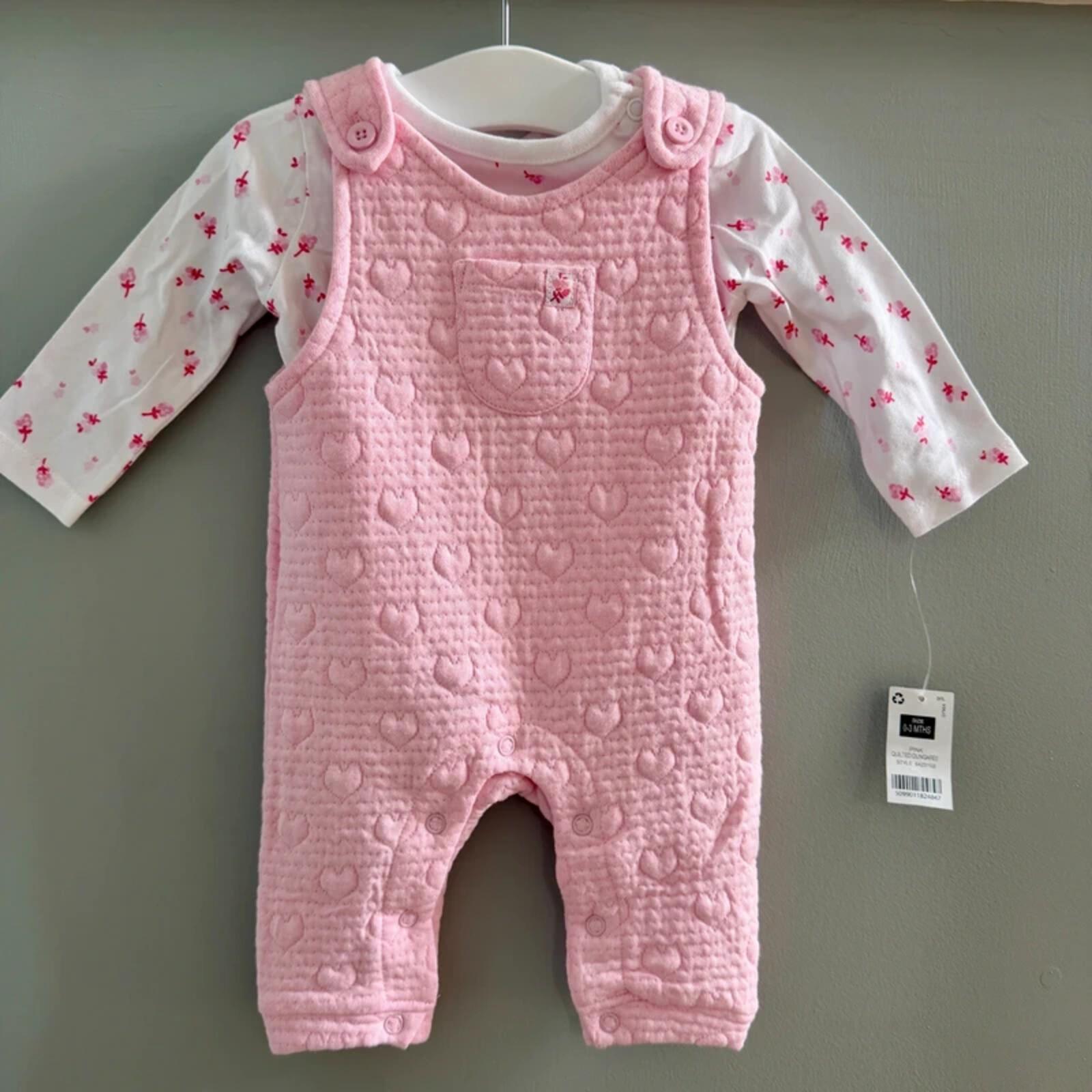 Baby Girl 0-3 months Dunnes Pink Heart Quilted Dungaree Set BNWT (33 09)