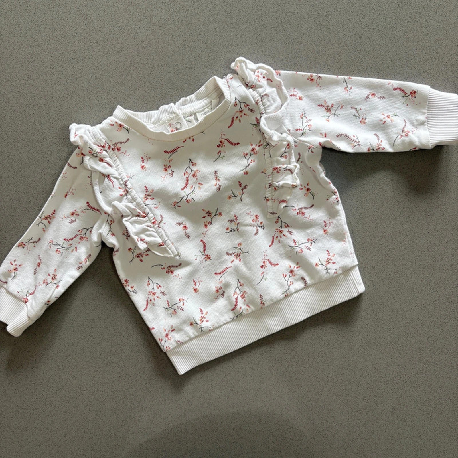 Baby Girl 3-6 months Next White Floral Sweatshirt with Ruffles (18 14)