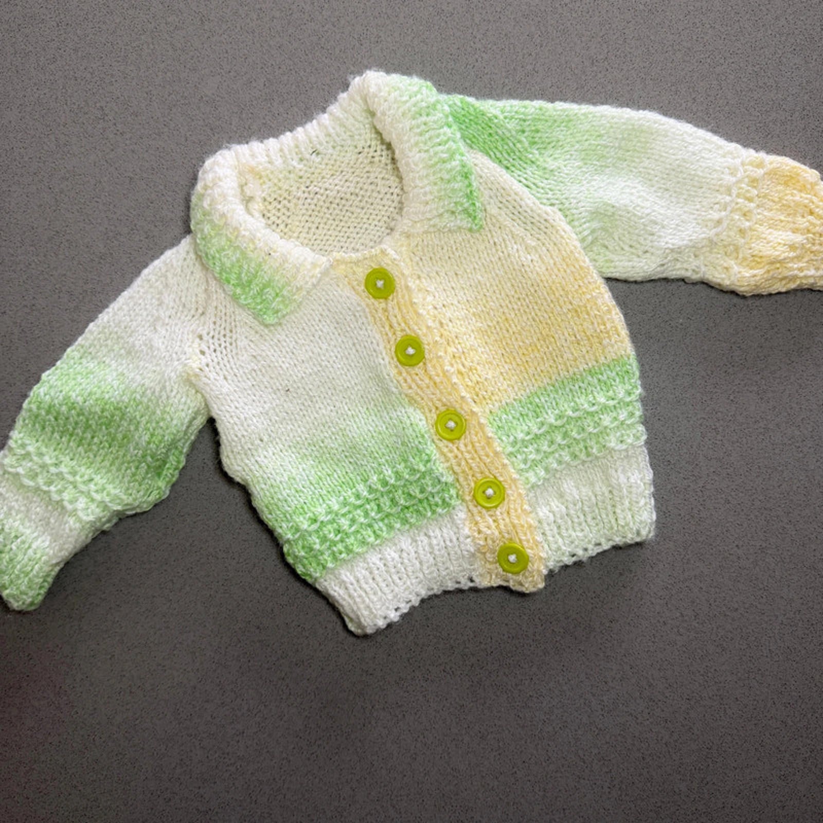Baby Girl Newborn Green White Collared Hand Knit Cardigan (55 34)