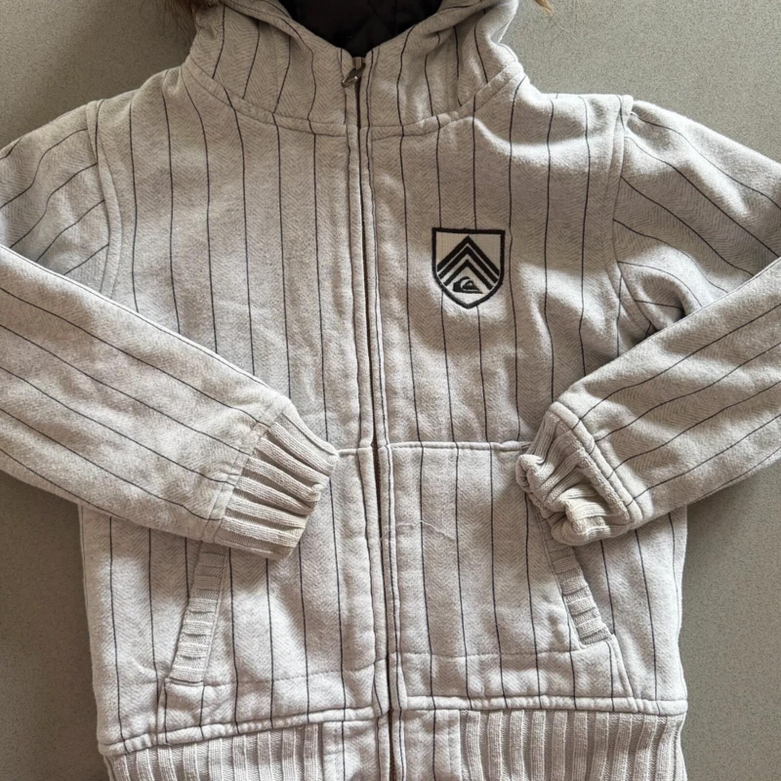 Boy age 6-7 years Quicksilver Grey Hooded Jacket with Faux Fur Trim (16 34)