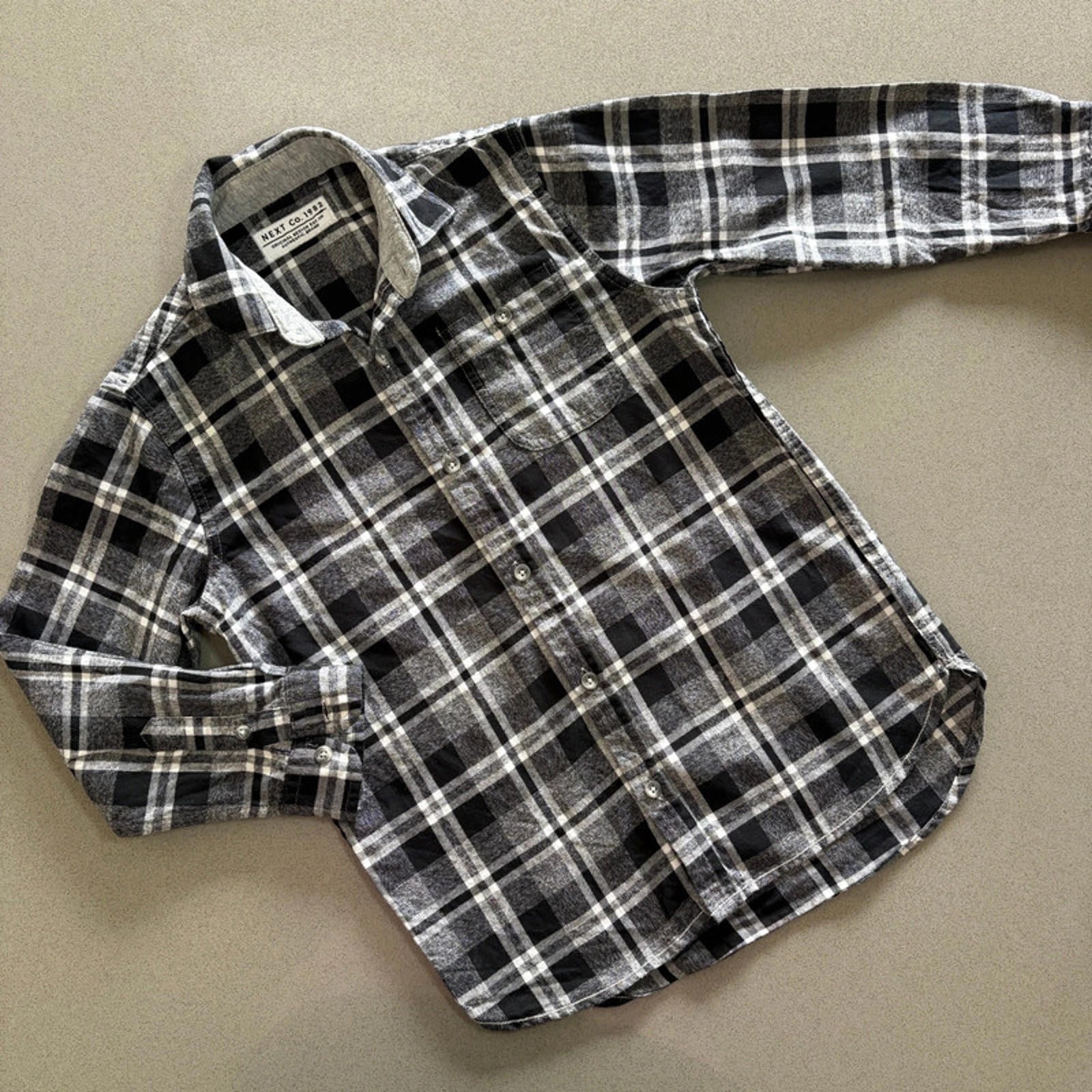 Boy age 6 years Next Black Grey Checked Brushed Cotton Collared Shirt (24 16)
