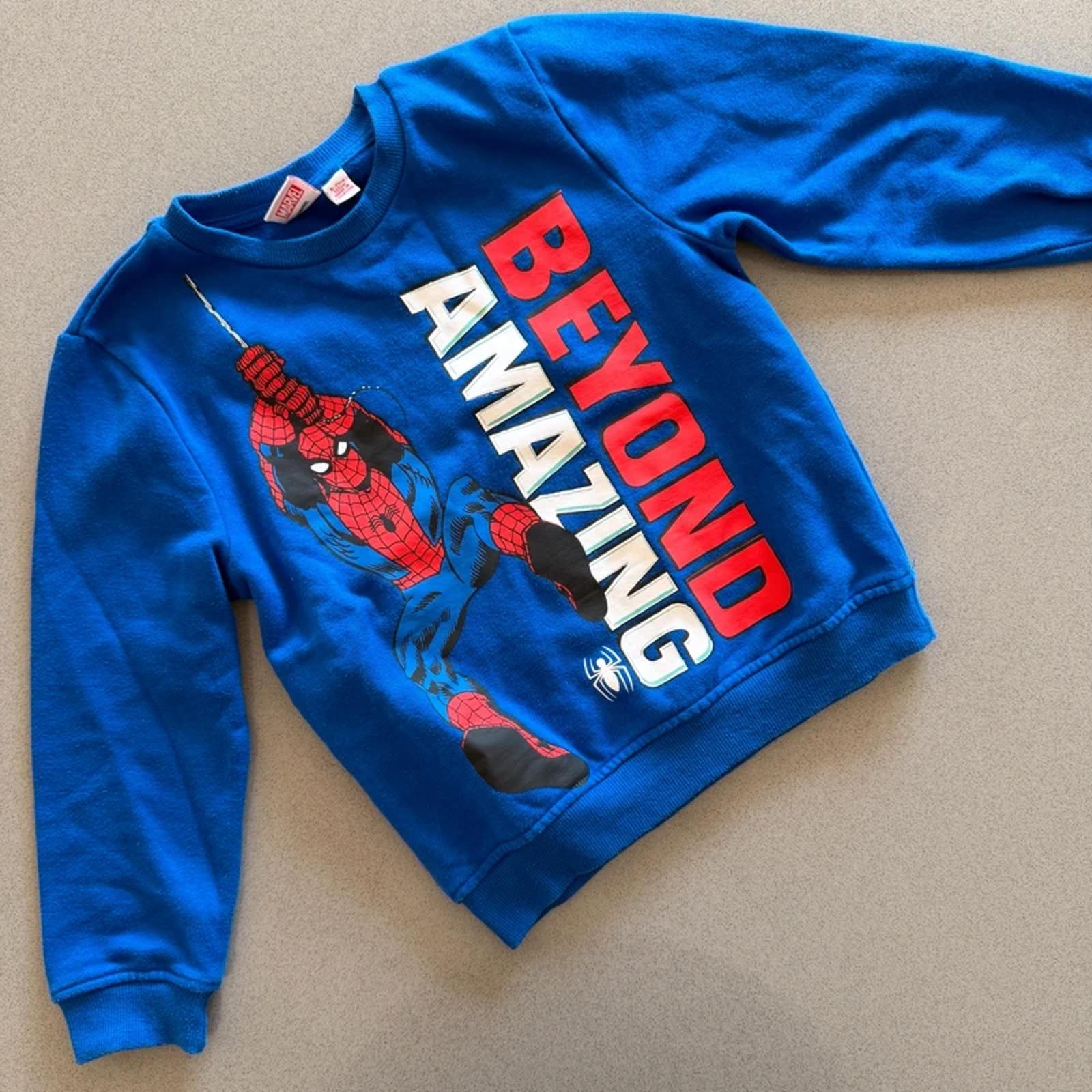 Boy age 6-7 years Spiderman Beyond Amazing Blue Sweatshirt (51 32)
