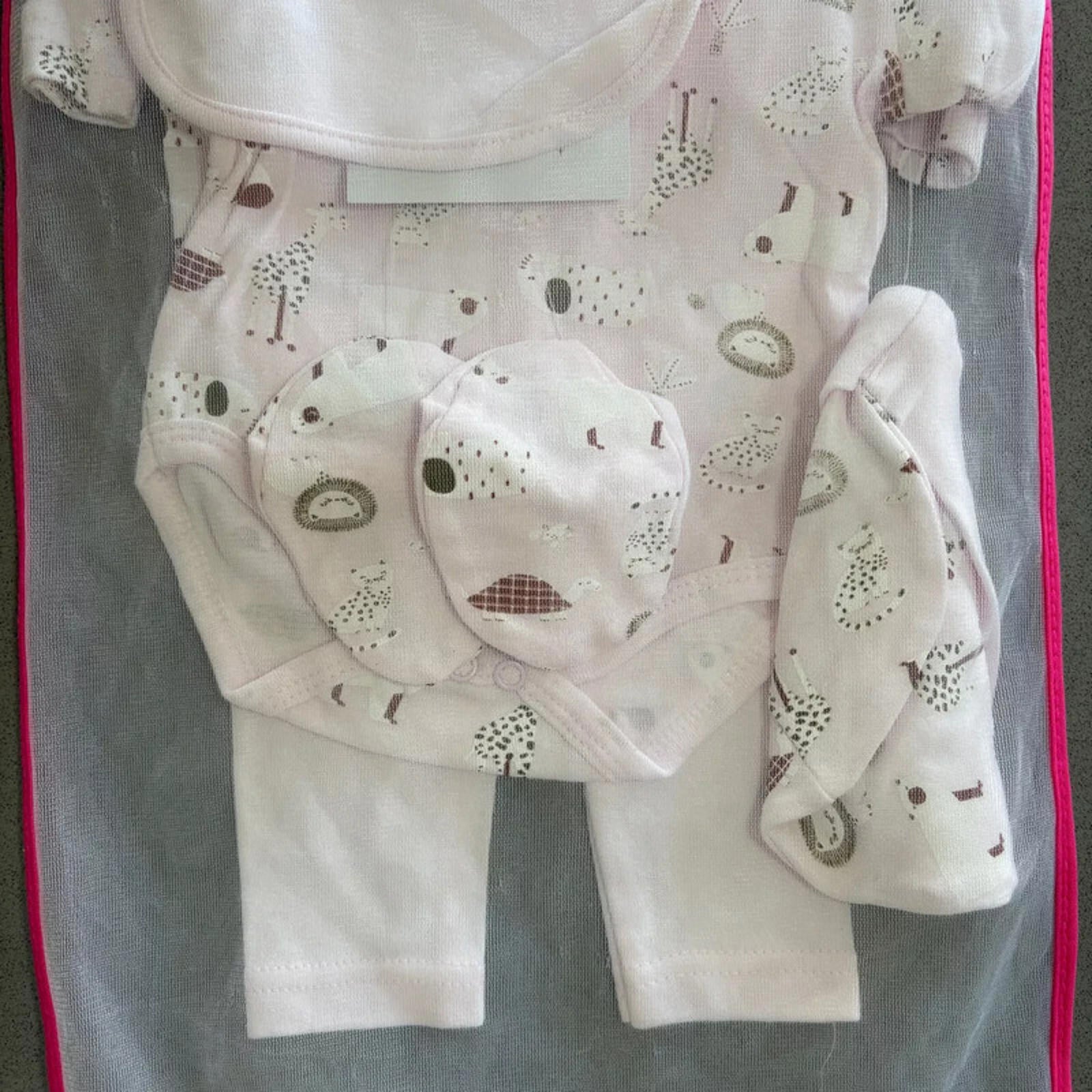 Baby Girl 3-6 months Bebe Bonito 6 Piece Layette Set Pink BNWT New (47 21)