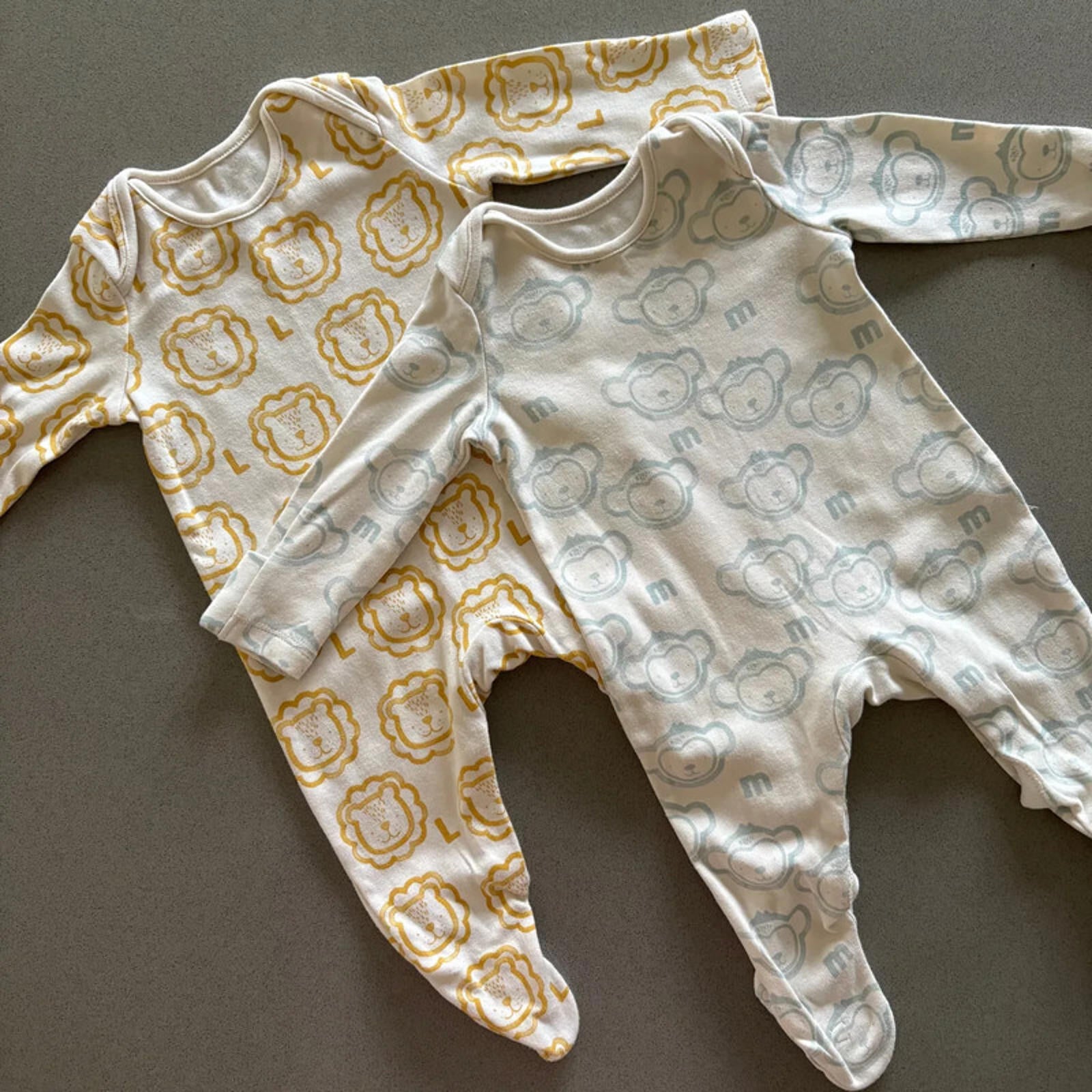 Baby Boy 0-3 months George Set 2 Monkey Lion Sleepsuits Babygrows (42 21)
