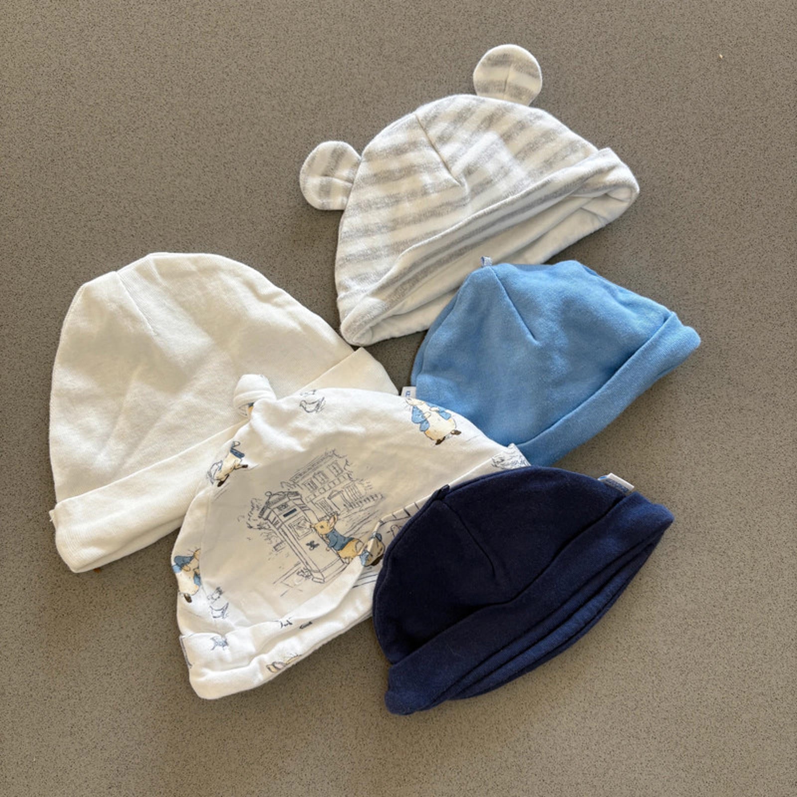 Baby Boy 1 month Bundle of 5 Beanie Hats (33 03)