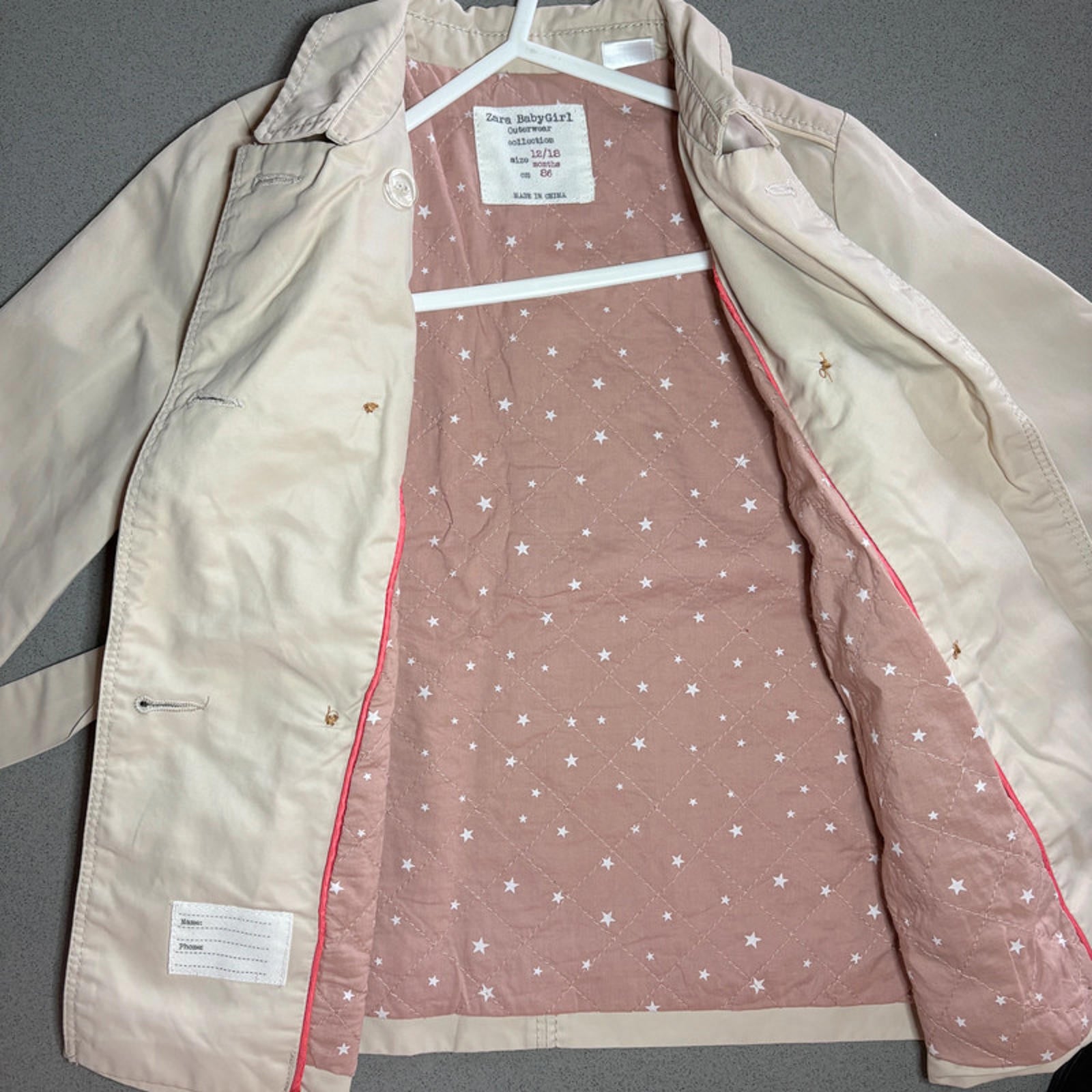 Baby girl 12-18 months ZARA Beige Traditional Style Rain Coat  (40 26)