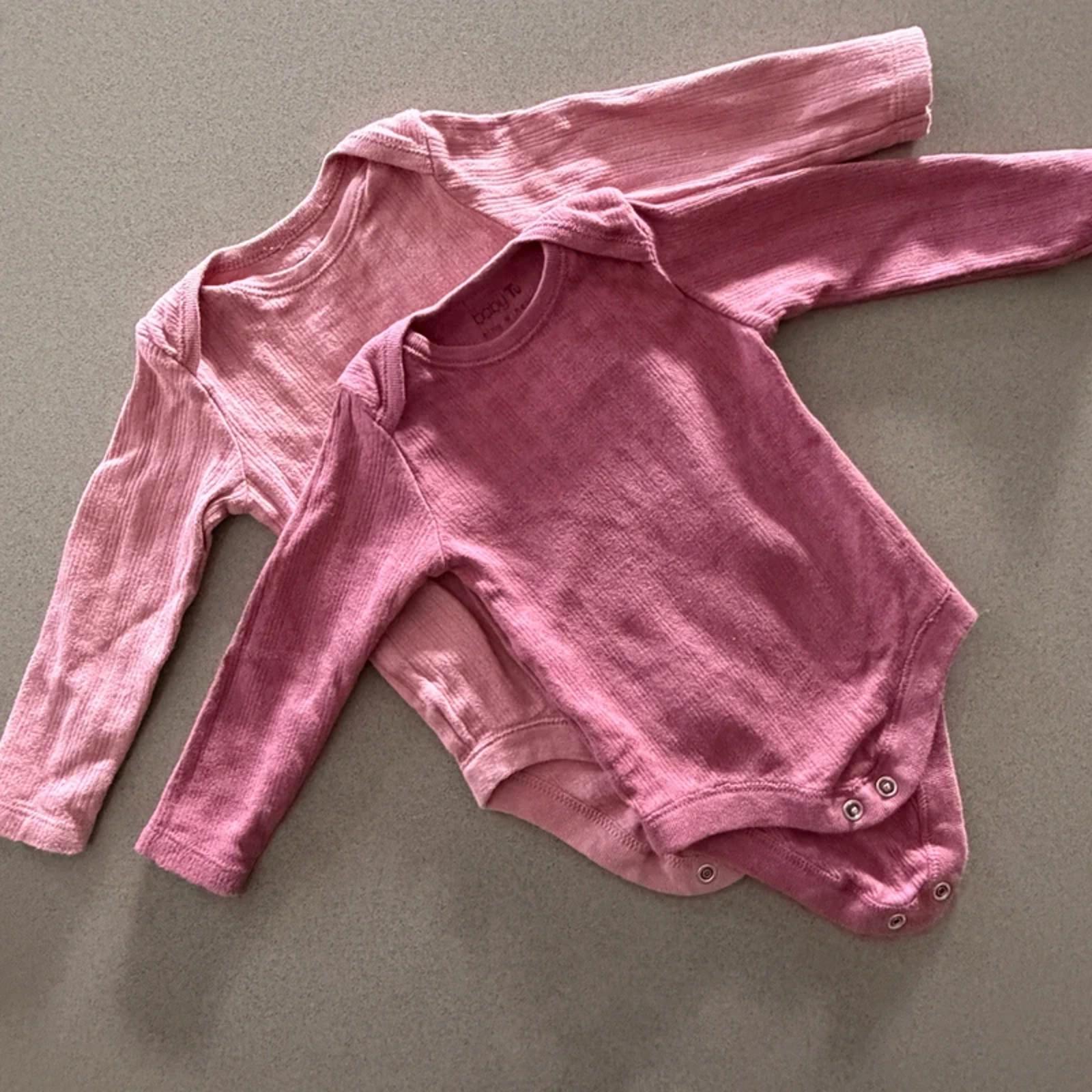 Baby Girl 3-6 months TU 2 Pink Purple Long Sleeve Bodysuits (60 34)