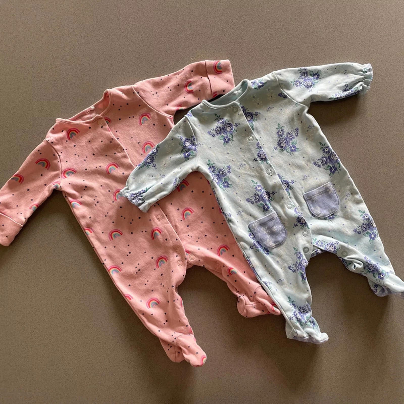 Baby Girl 0-3 months NEXT 2 Sleepsuits Babygrows Blue Flowers Rainbows (24 14)