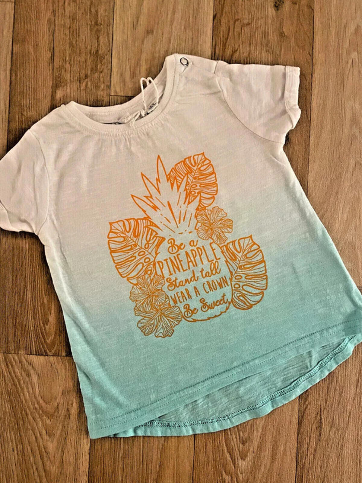 Baby Girl 9-12 months Babytown Green White Ombre Pineapple T-shirt BNWT New (54 30)
