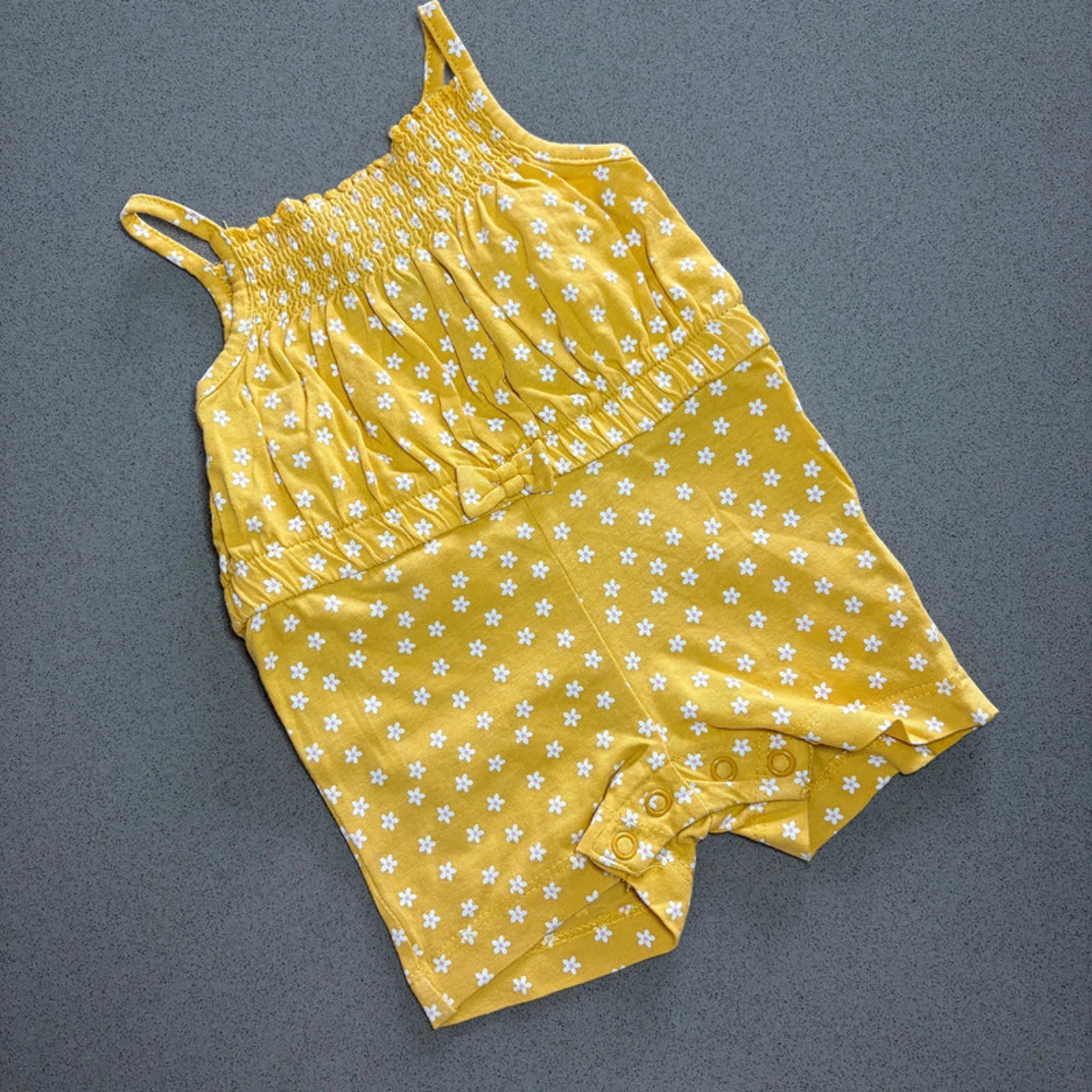 Baby Girl 0-3 months Primark Yellow Floral Short Strappy Summer Romper (28 10)
