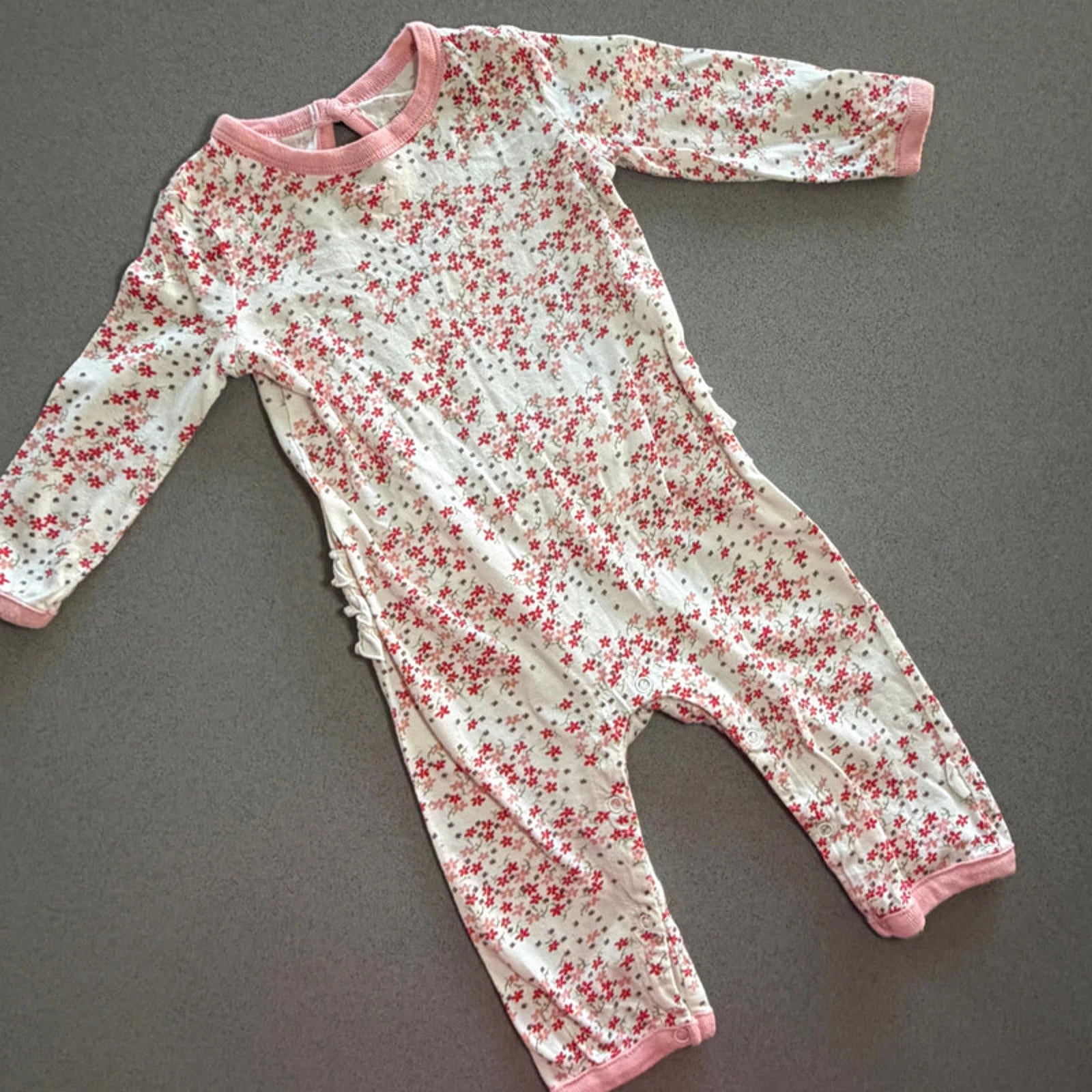 Baby Girl 0-3 months Berts Bees Organic Floral Romper with Ruffles (46 18)