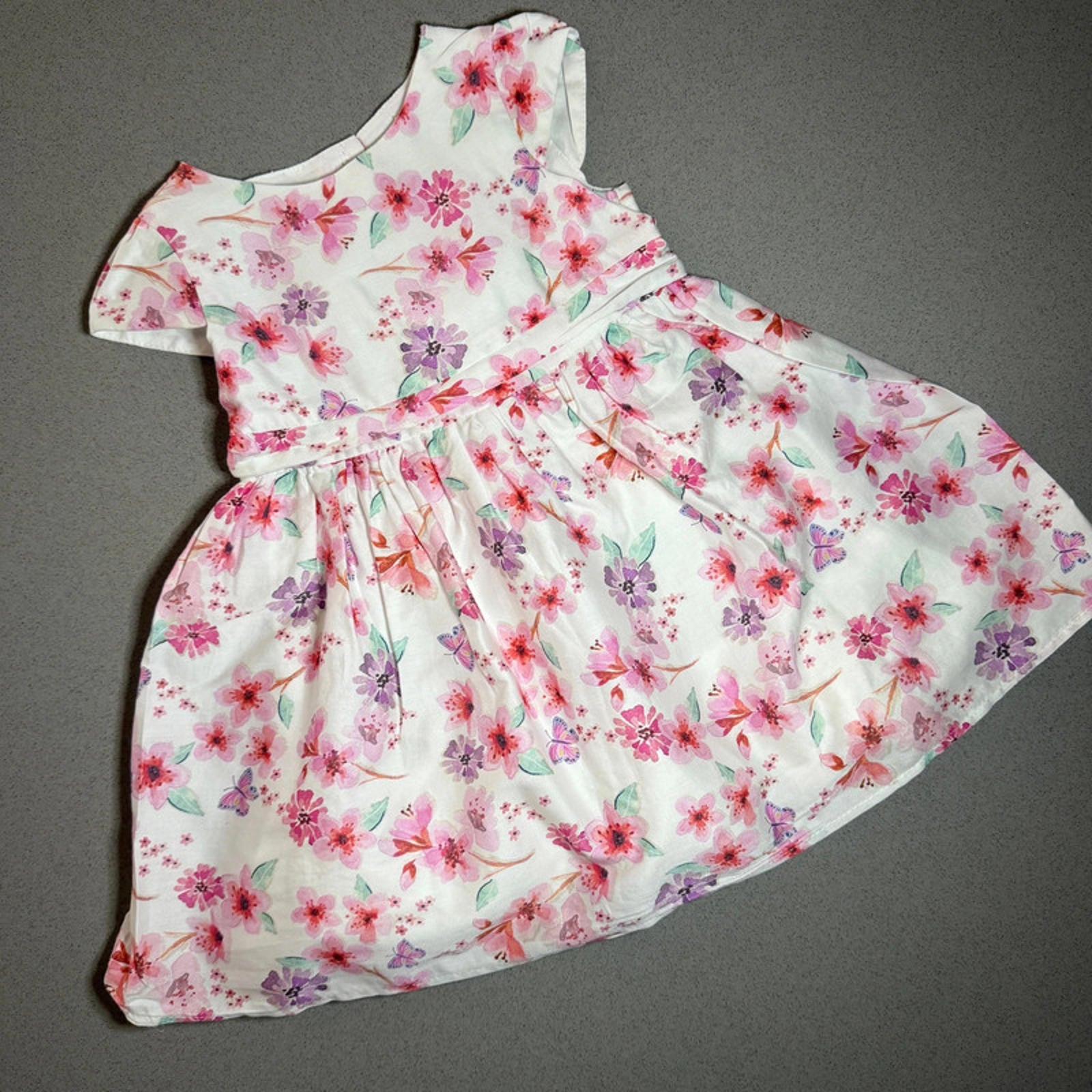Baby Girl 3-6 months John Lewis Smart White Floral Dress (39 33)