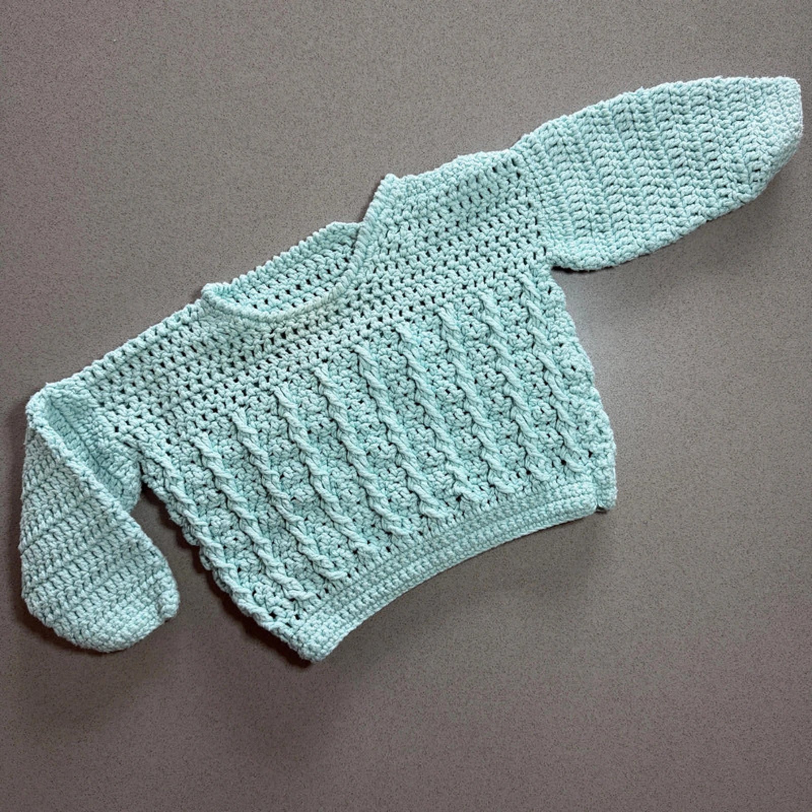 Baby Girl 0-3 months Hand Knitted Pullover Jumper Turquoise (50 27)