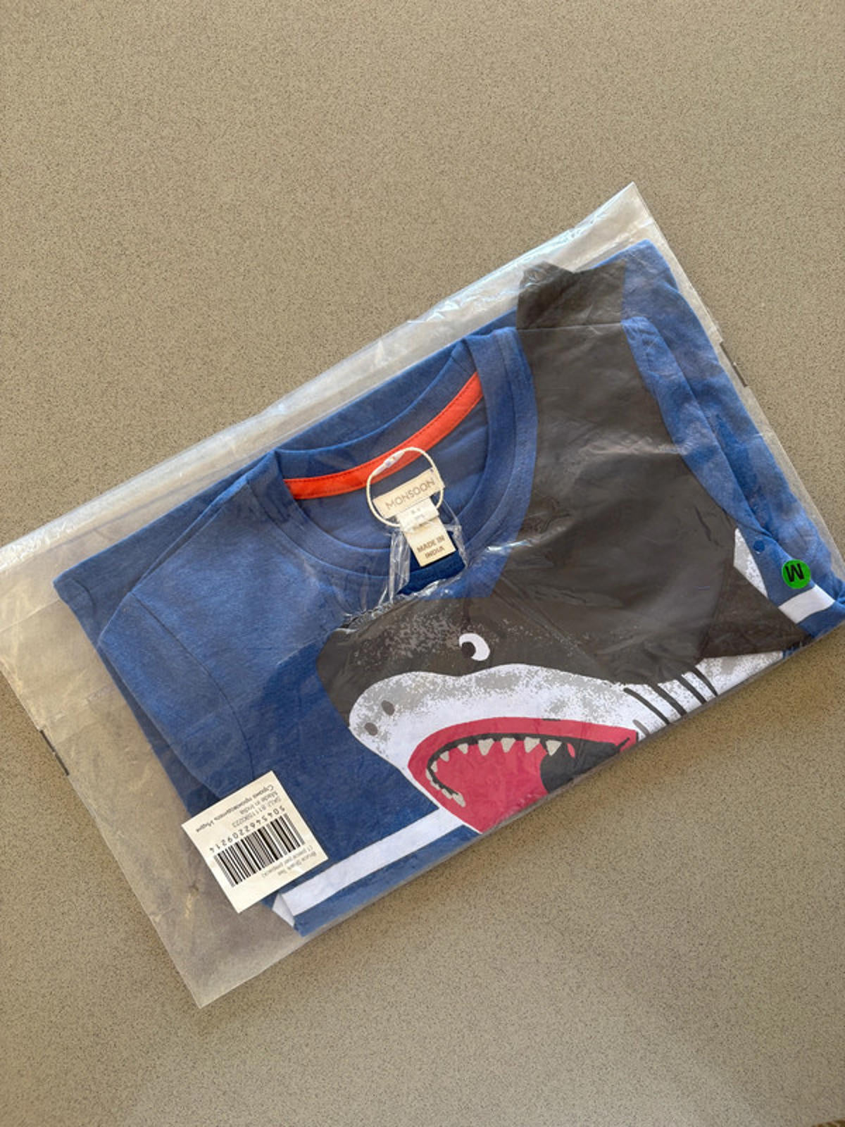 Boy age 2-3 Years Monsoon Shark Short Sleeve T-shirt New in Packaging (29 30))