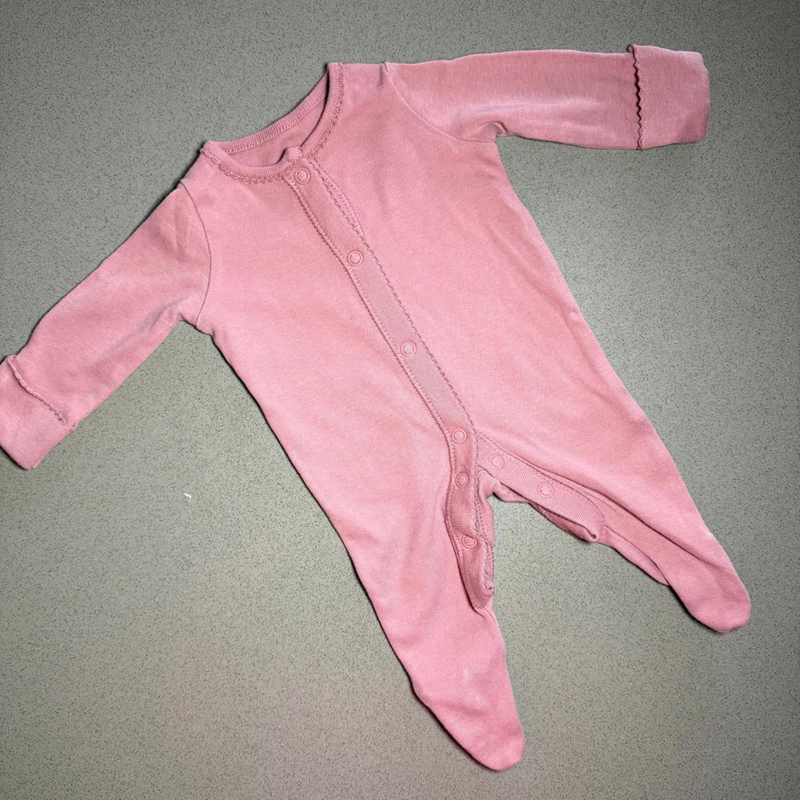 Baby Girl Newborn F&F Pink Sleepsuit Babygrow (61 05)