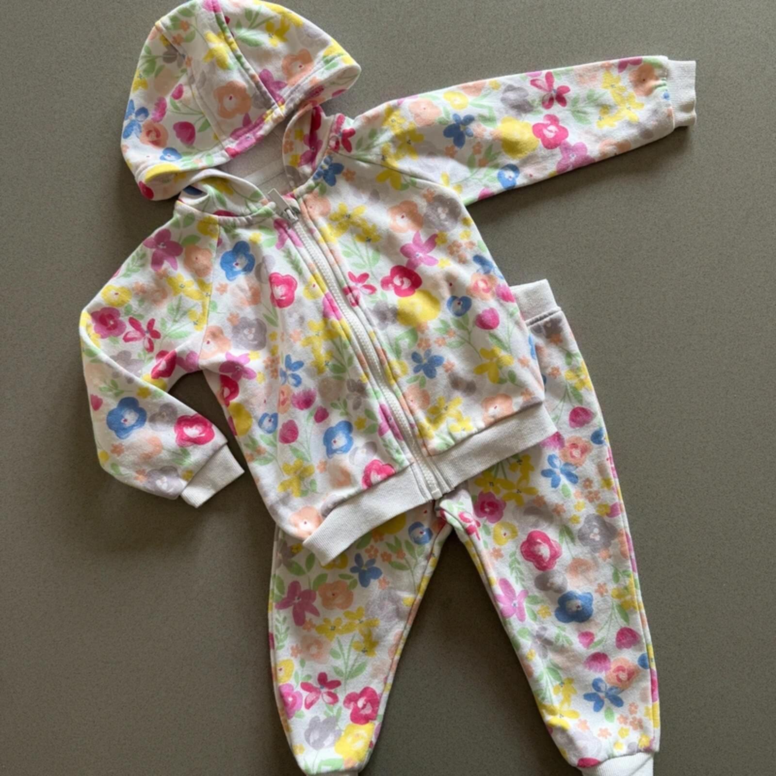 Baby Girl 12-18 months Primark White Floral Full Zip Tracksuit (16 35)