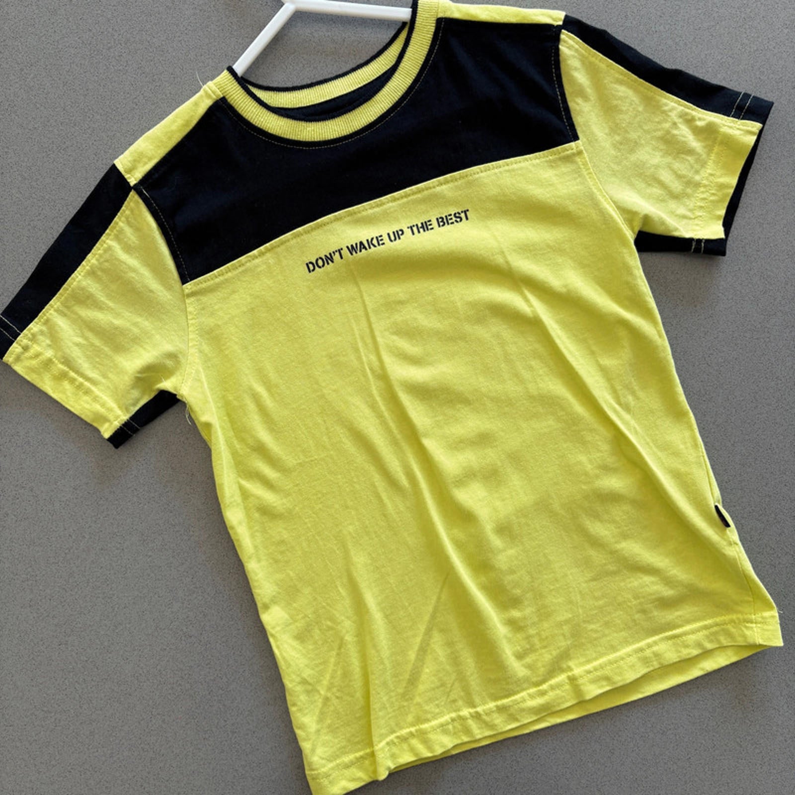 Young Boy age 5-6 years Yellow Black Don't Wake The Best T-Shirt (31 03)
