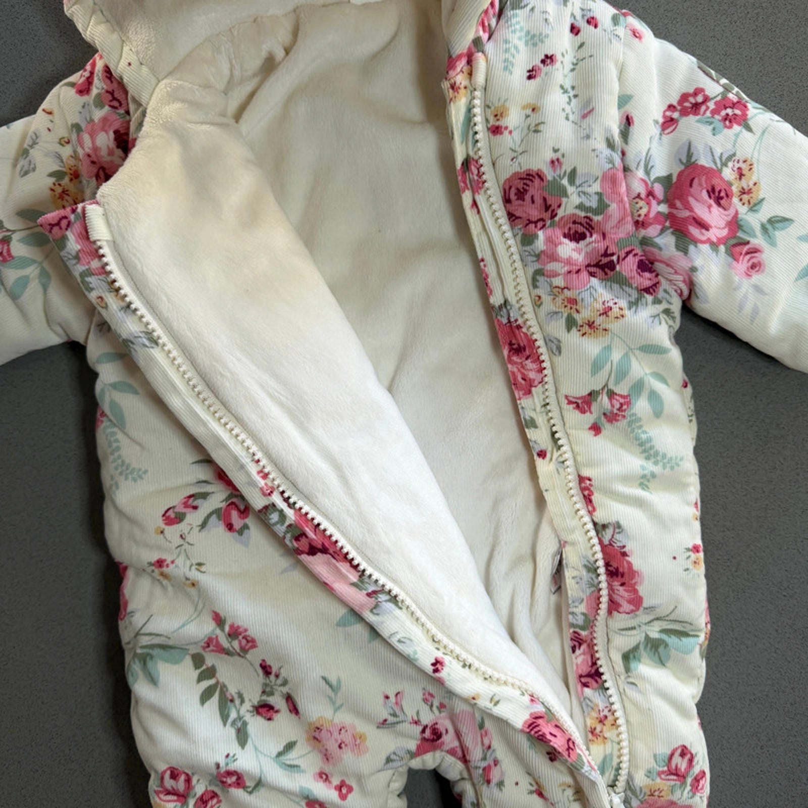 Baby Girl 0-3 months Next White Rose Needlecord Full Zip Snow Suit (61 14)