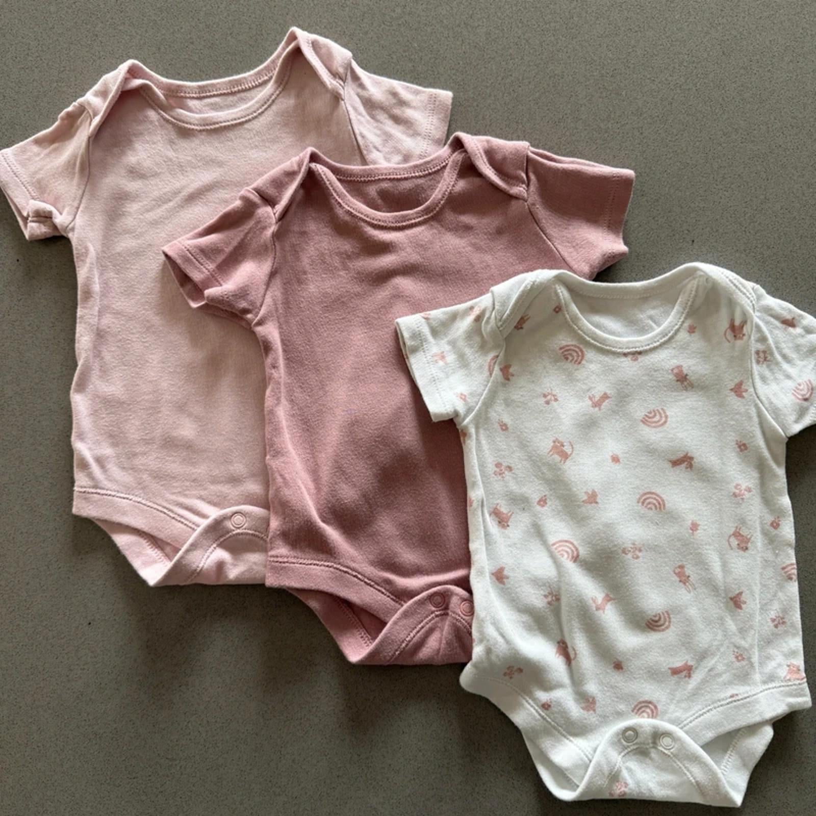 Baby Girl 3-6 months TU Set 3 Short Sleeve Bodysuits (63 25)