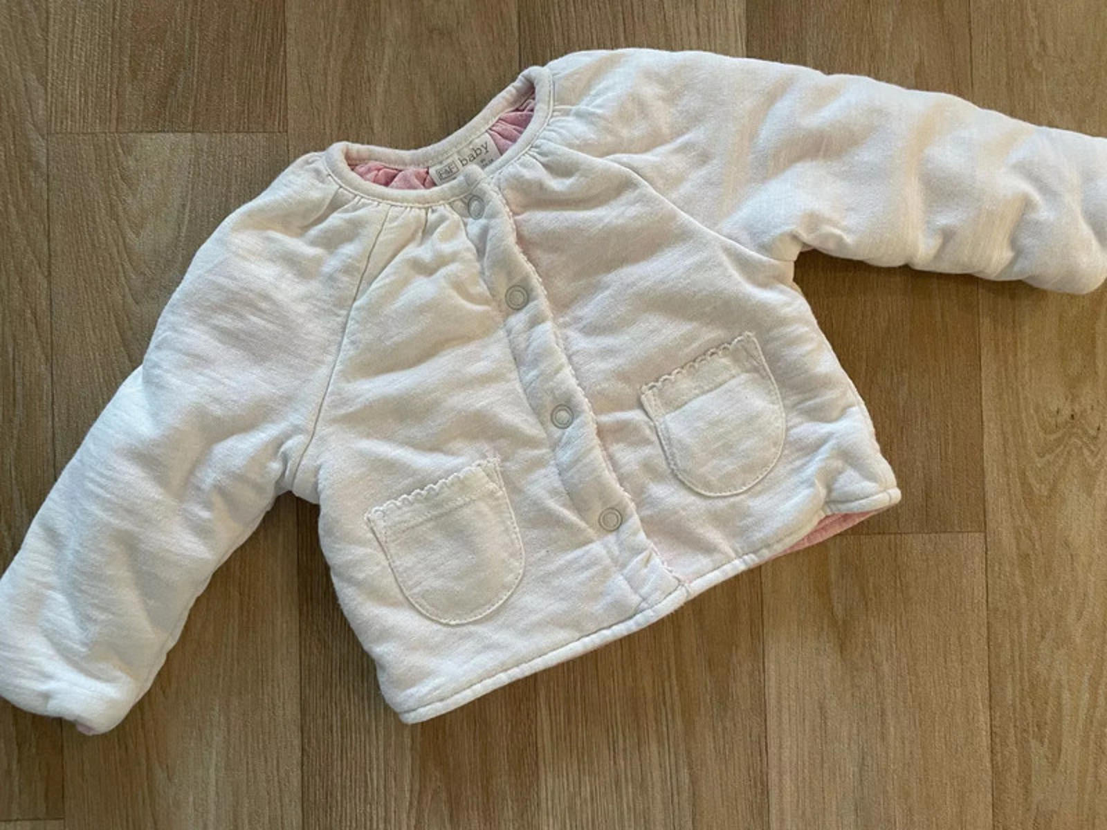 Baby Girl 1 month 4.5kg F&F White Pink Padded Jacket Popper Fastening (41 16)