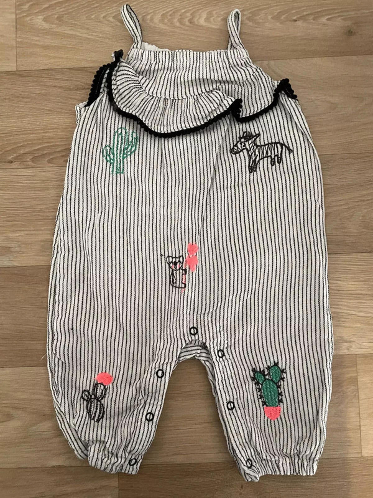 Baby Girl 0-3 months Matalan Striped Strappy Jumpsuit Cactus Bear Ruffles (2631)