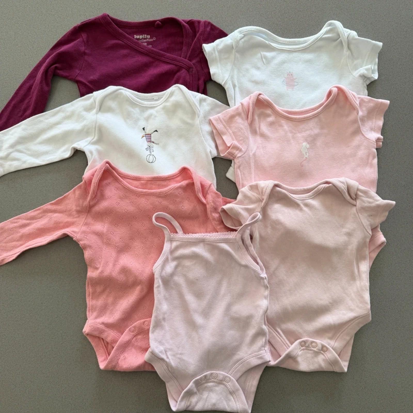 Baby Girl 3-6 months Mixed Brands Bundle 7 Bodysuits (23 34)