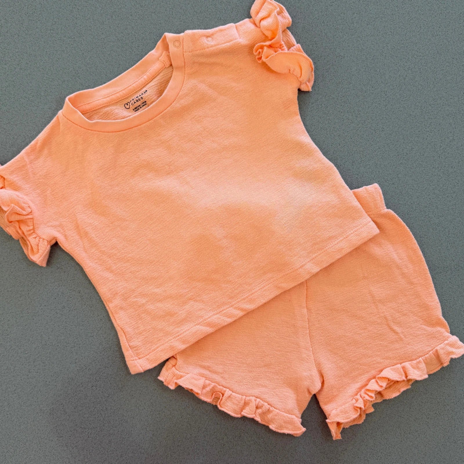 Baby Girl 6-9 months Primark Summer Shorts Outfit Orange with Ruffles (51 16)