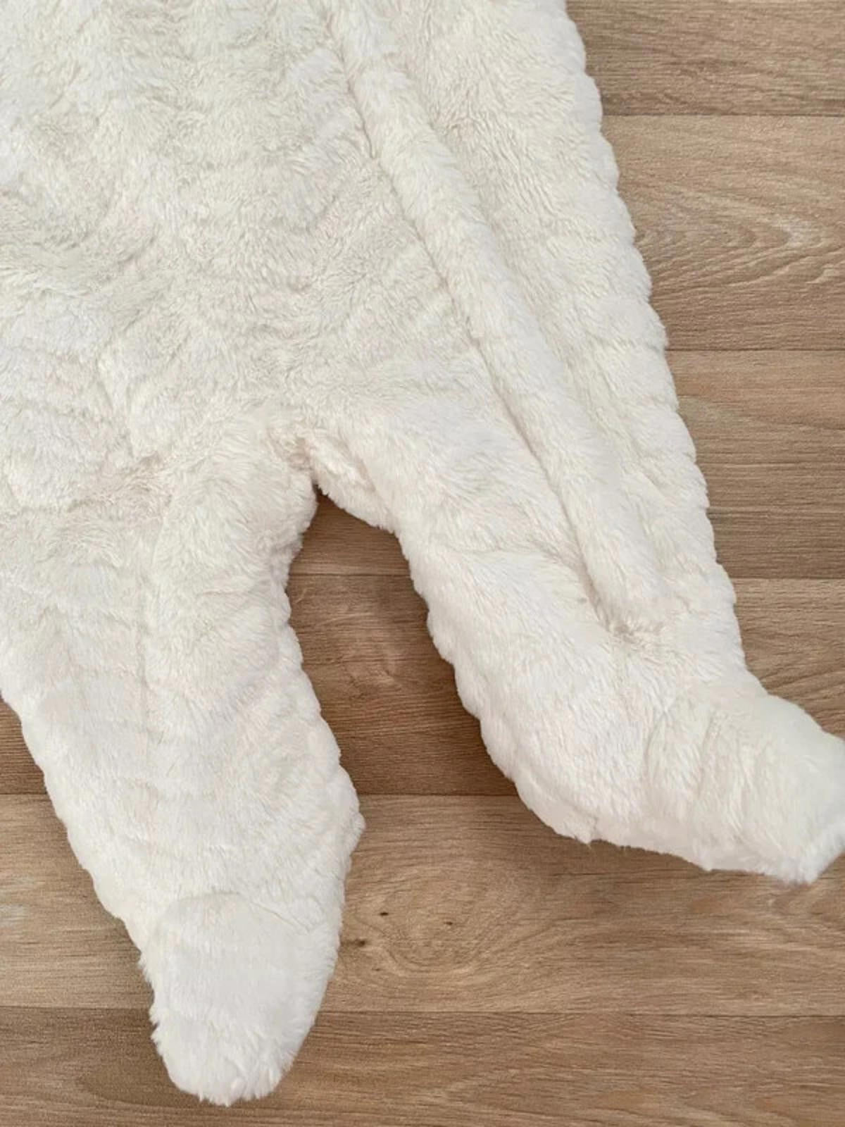Unisex Baby 3-6 months Matalan White Faux Fur Snowsuit Full Zip (53 01)