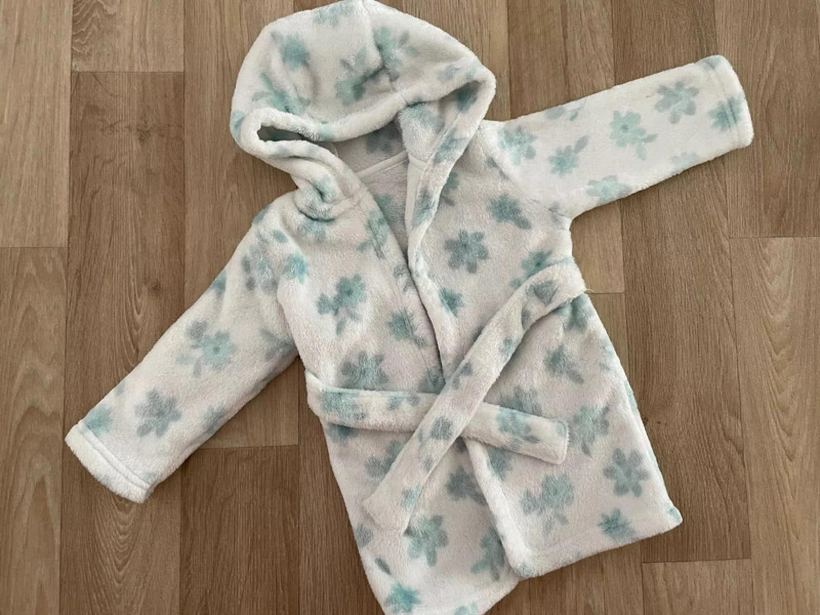 Baby Girl 6-9 months George White Floral Hooded Dressing Gown (30 08)
