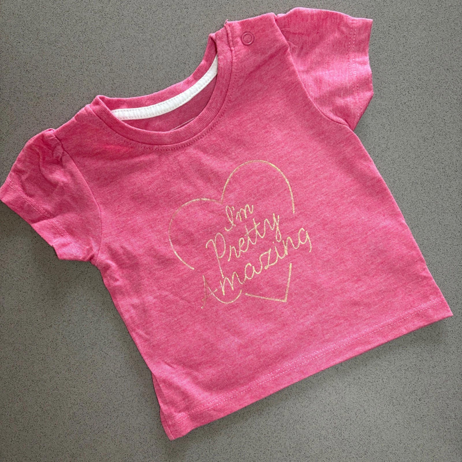 Baby Girl 0-3 months Primark I'm Pretty Amazing Pink Gold T-shirt (27 17)