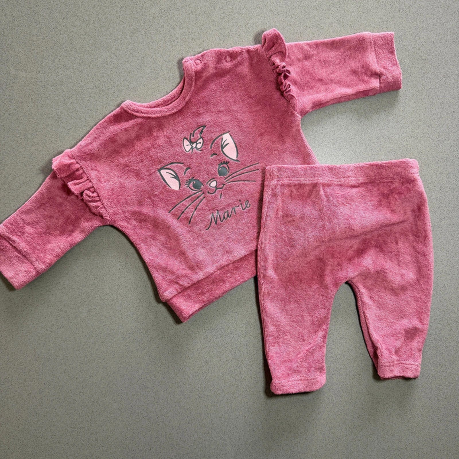 Baby Girl 0-3 months Disney Marie 2 Piece Tracksuit Outfit (48 02)