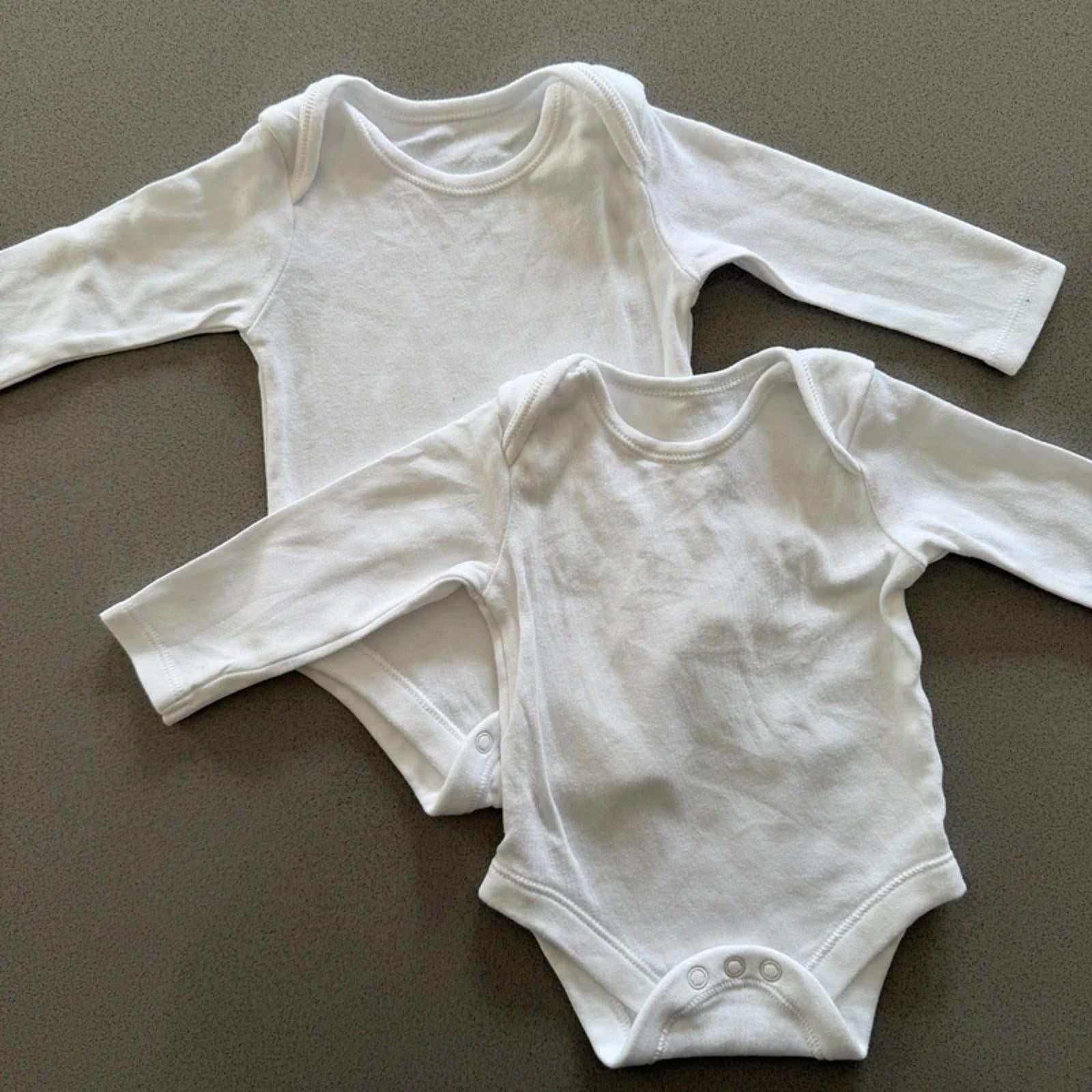 Baby Boy Girl Unisex 0-3 months Nutmeg 2 White Long Sleeve Bodysuits (59 29)