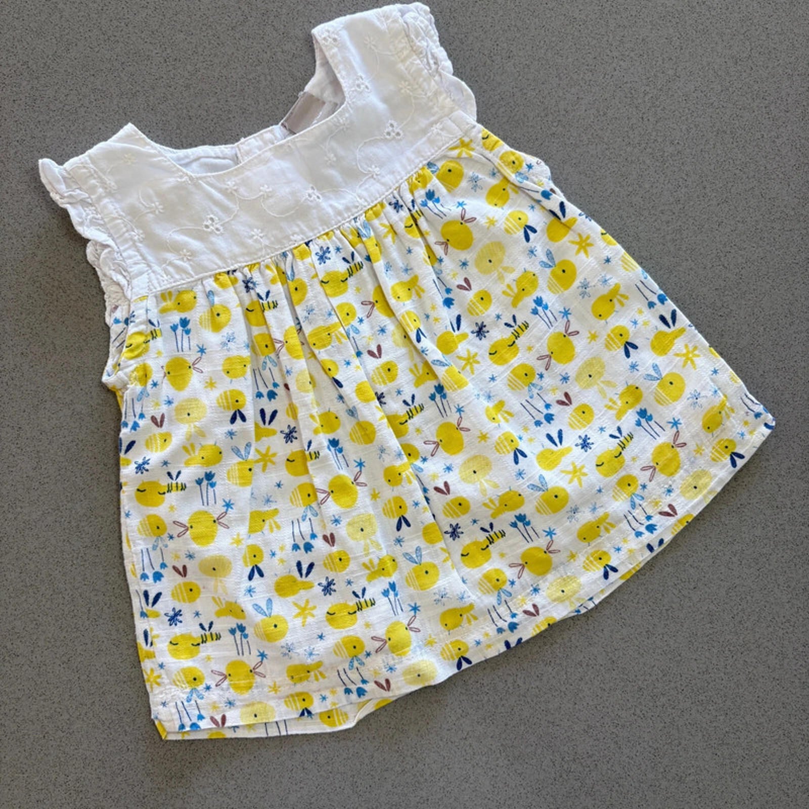 Baby Girl 0-3 months TU  Sleeveless Tunic Broderie anglaise Lined (51 33)