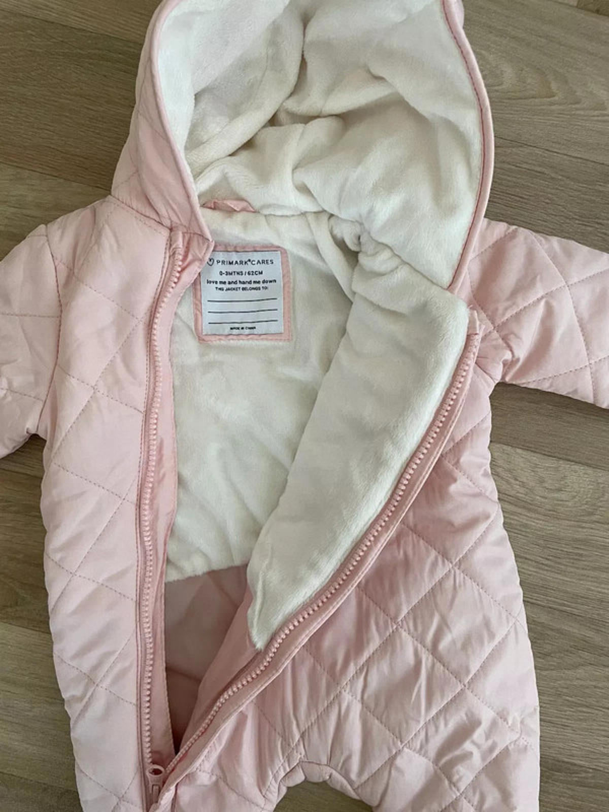 Baby Girl 0-3 months Primark Pink Full Zip Snowsuit with Hood (47 33 49)