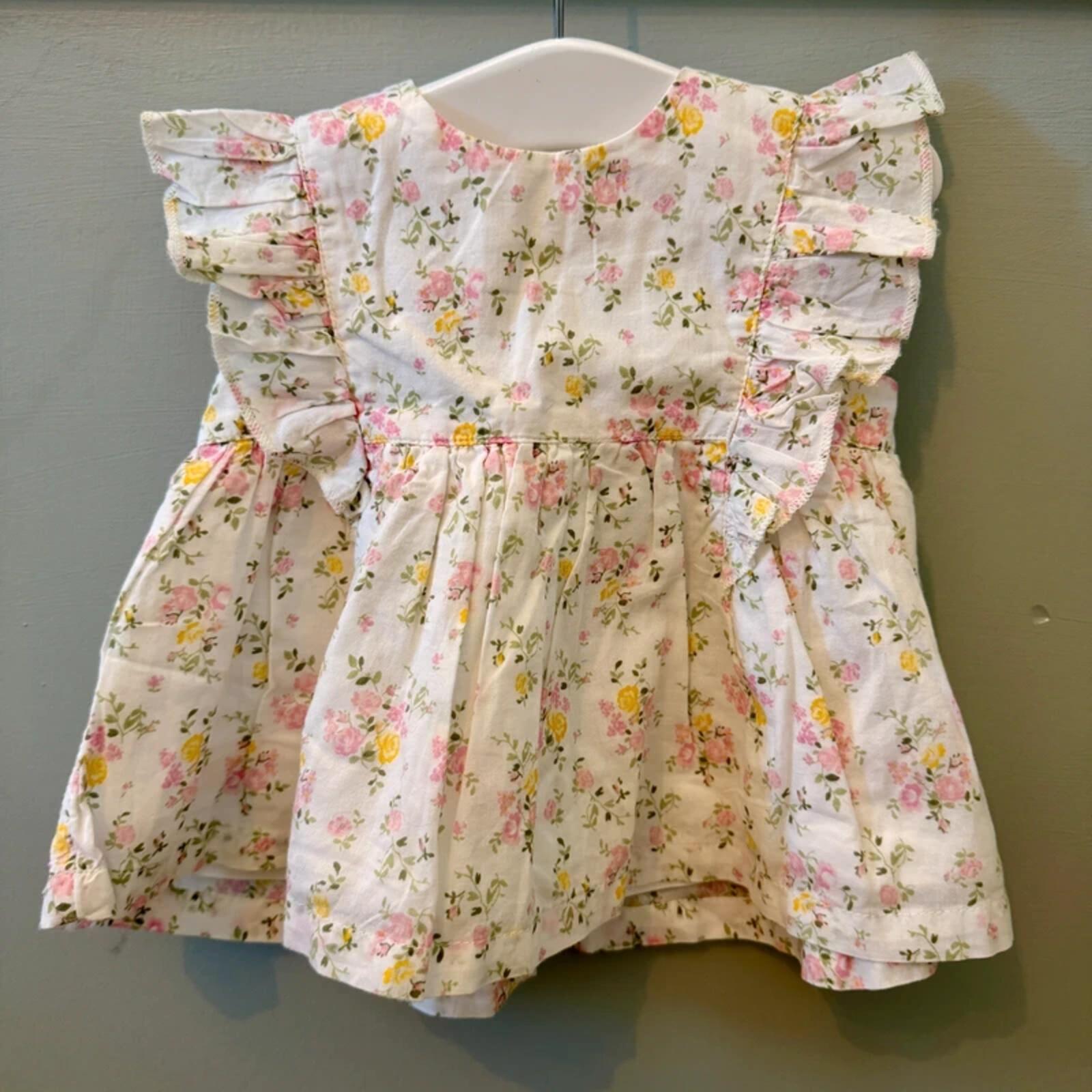 Baby Girl 3-6 months TU White floral summer top with ruffles (60 18)
