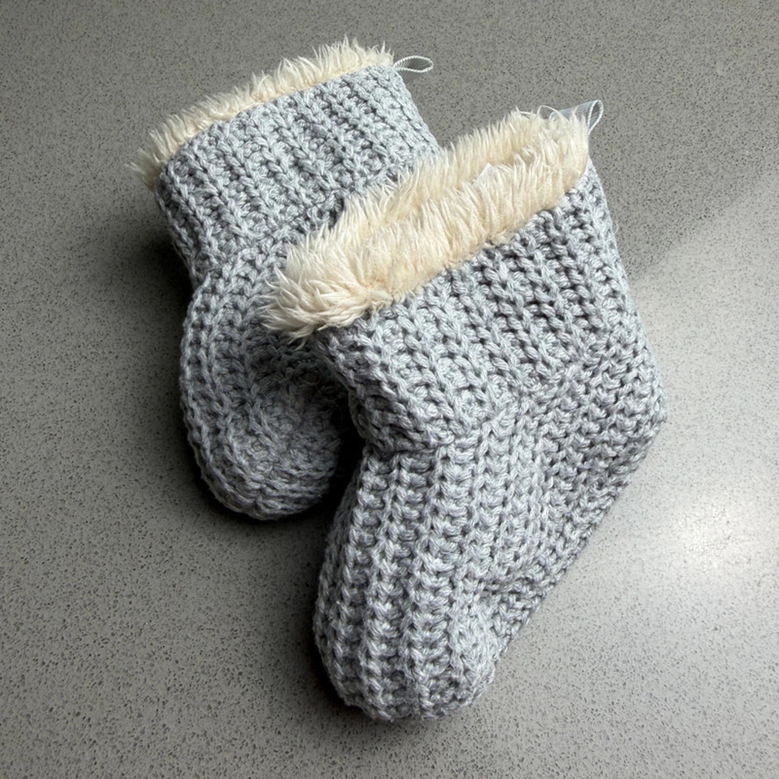 Baby Boy Girl Unisex GAP Knitted Faux Fur Lined Booties Grey (63 10)