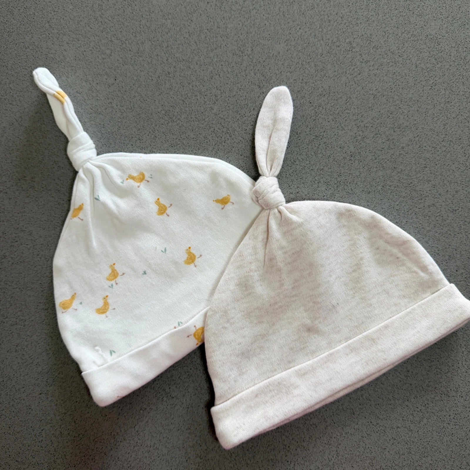 Baby Boy Girl Unisex 0-3 months Primark Set 2 Knotted Hats Lined (42 08)