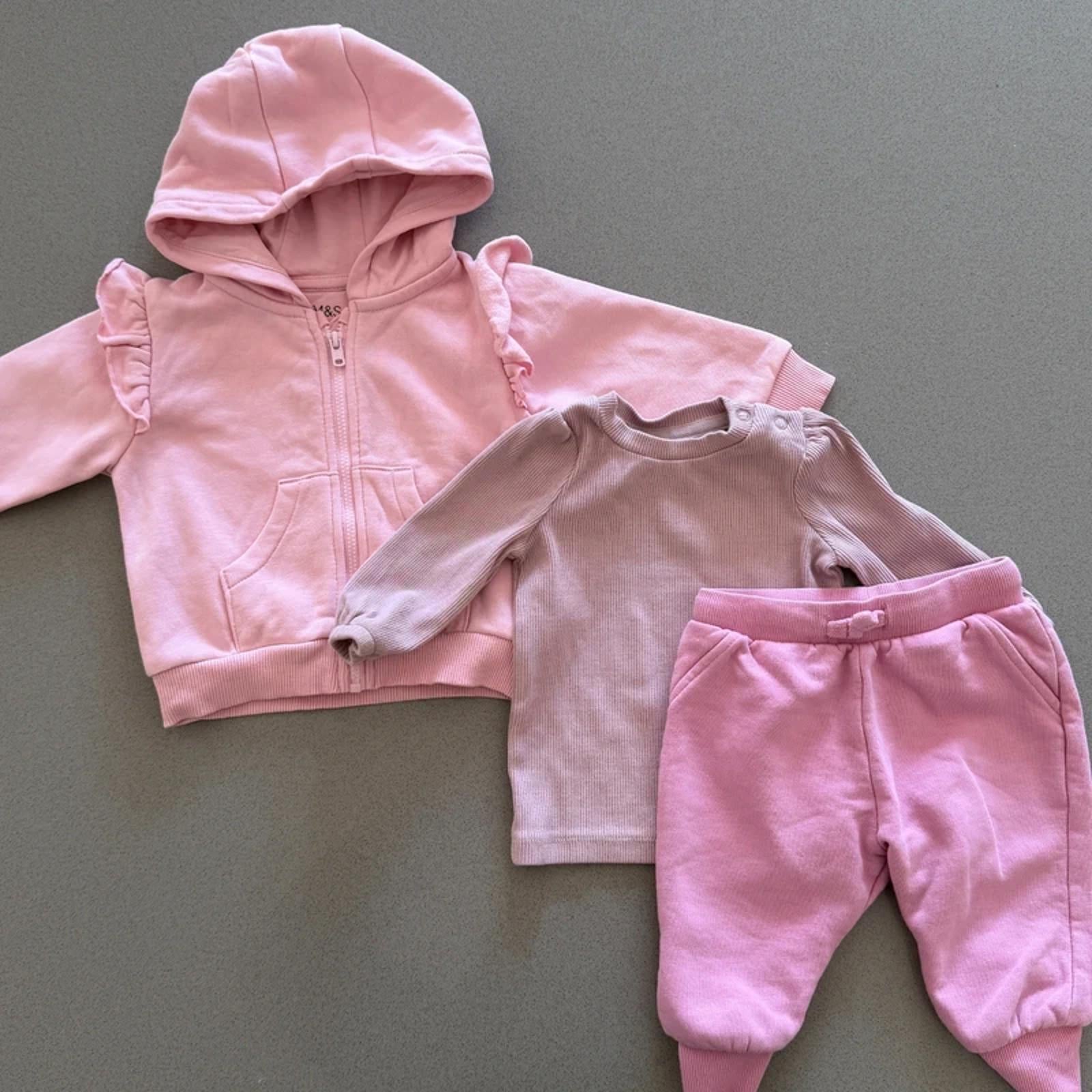 Baby Girl 3-6 months Marks and Spencer Joggers, Hoodie & Top Pink (45 06)