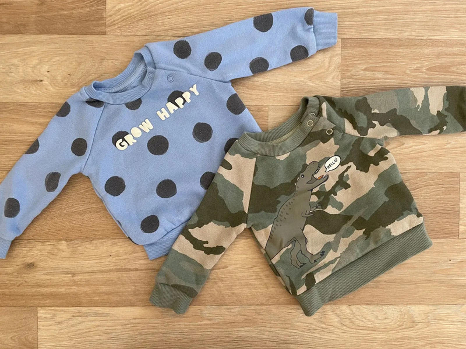 Baby Boy 3-6 months Primark Two Pullover Sweatshirts Jumpers Camouflage Dinosaur