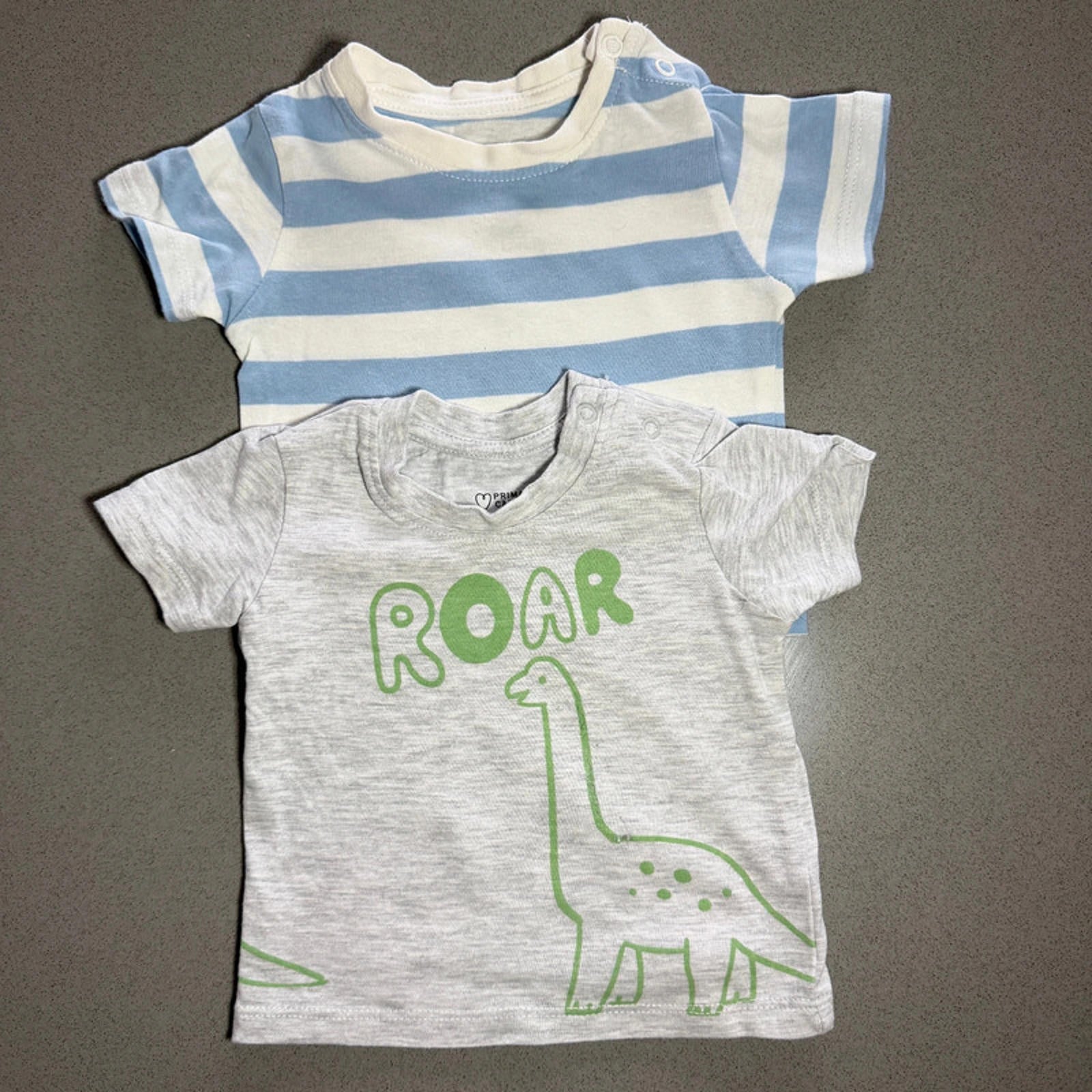 Baby Boy 0-3 months Primark 2 Short Sleeve T-shirts (18 17)