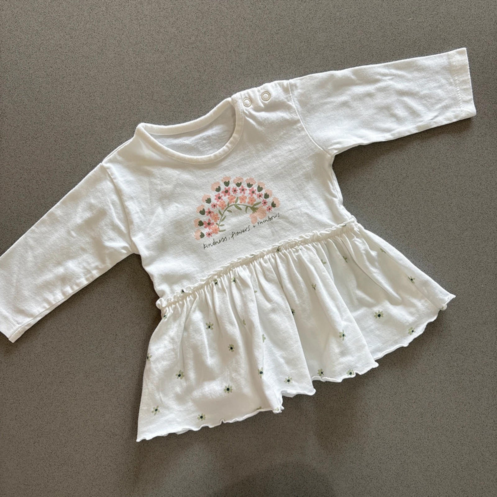 Baby Girl 0-3 months George White Kindness Flowers & rainbows Tunic (52 06)