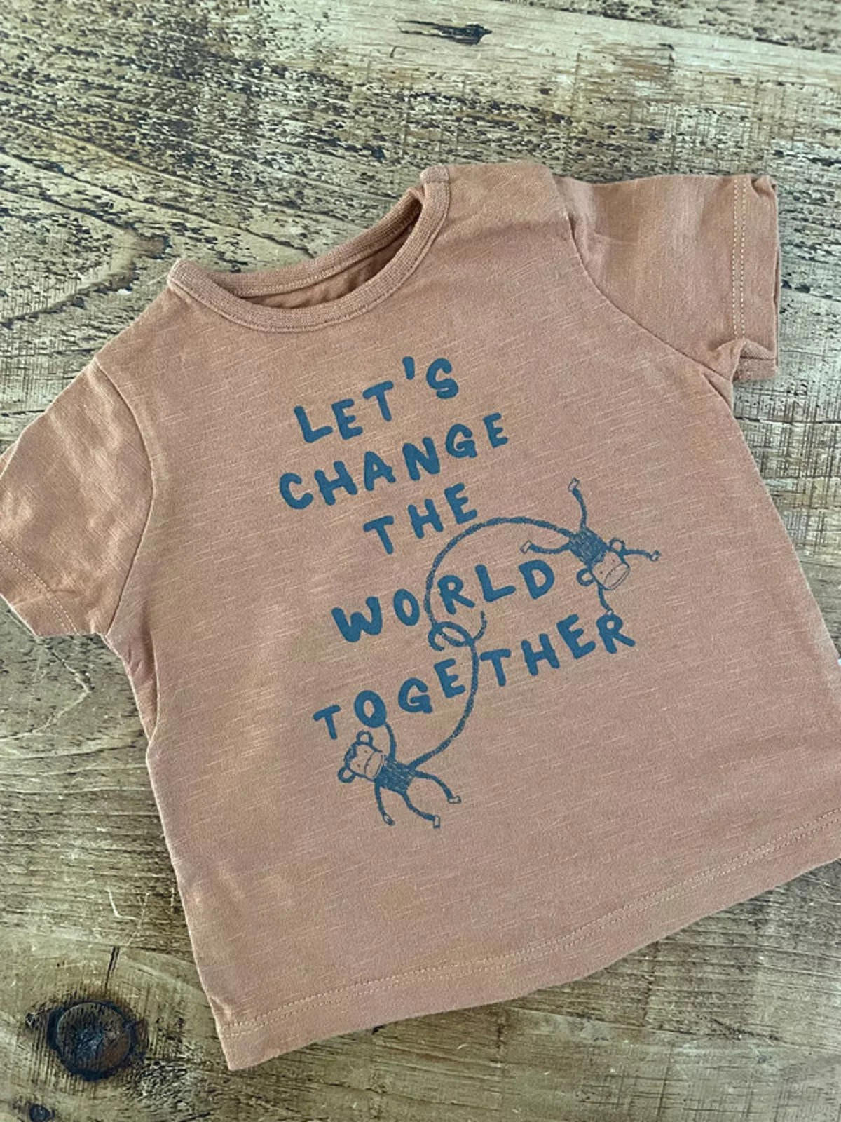 Baby Boy 0-3 months WWF  F&F Brown Short Sleeve Change The World T-shirt (43 21)