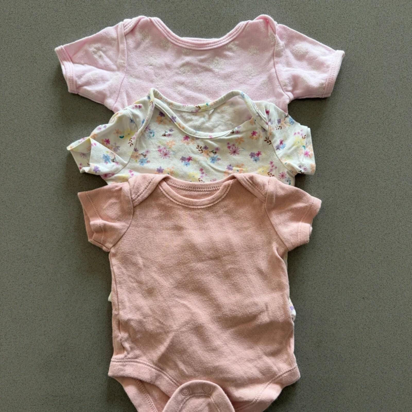 Baby Girl 0-3 months TU Bee Bo 3 Short Sleeve Bodysuits Pink (26 24)