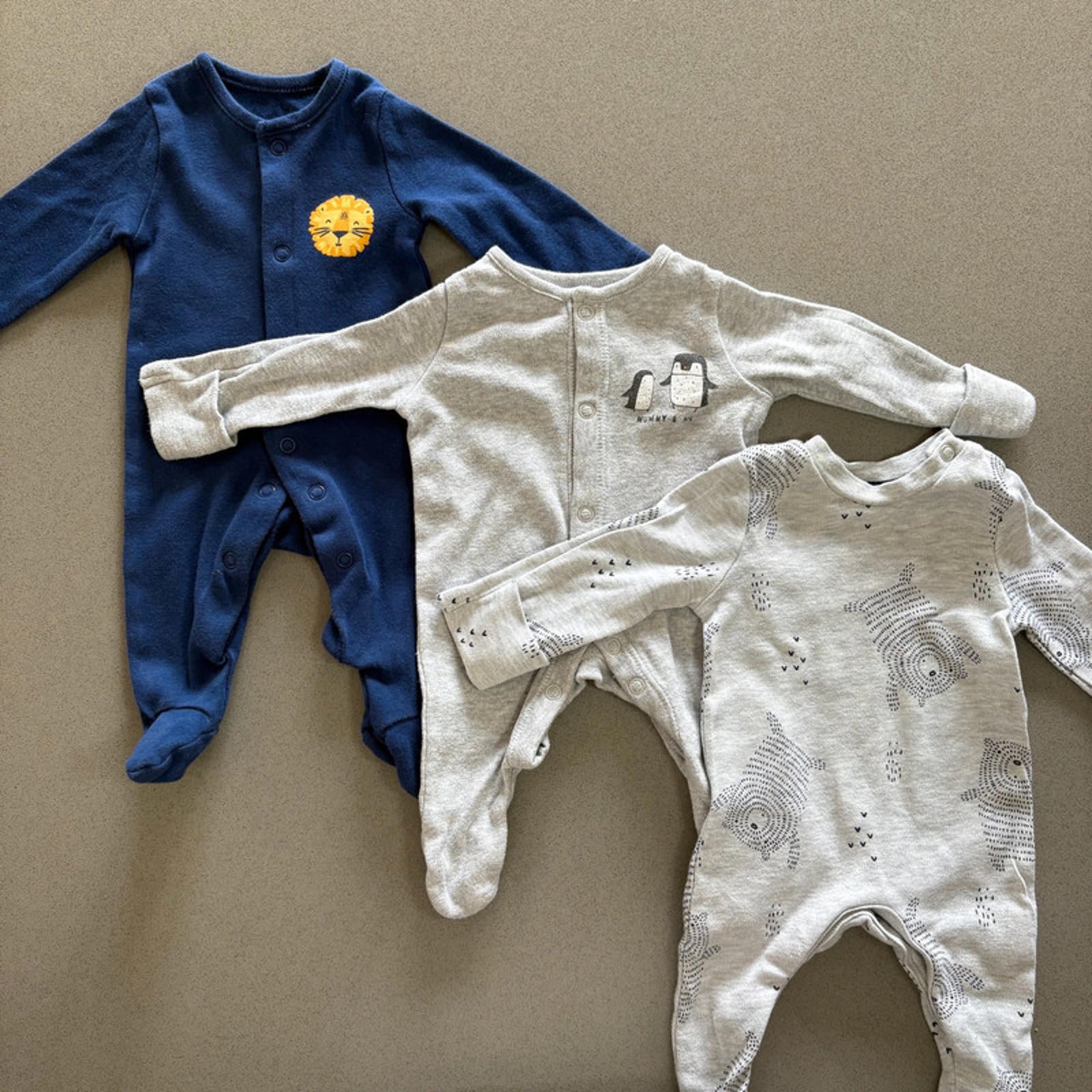 Baby Boy Newborn Blue Grey 3 Animal Themed Sleepsuits Babygrows (28 30)