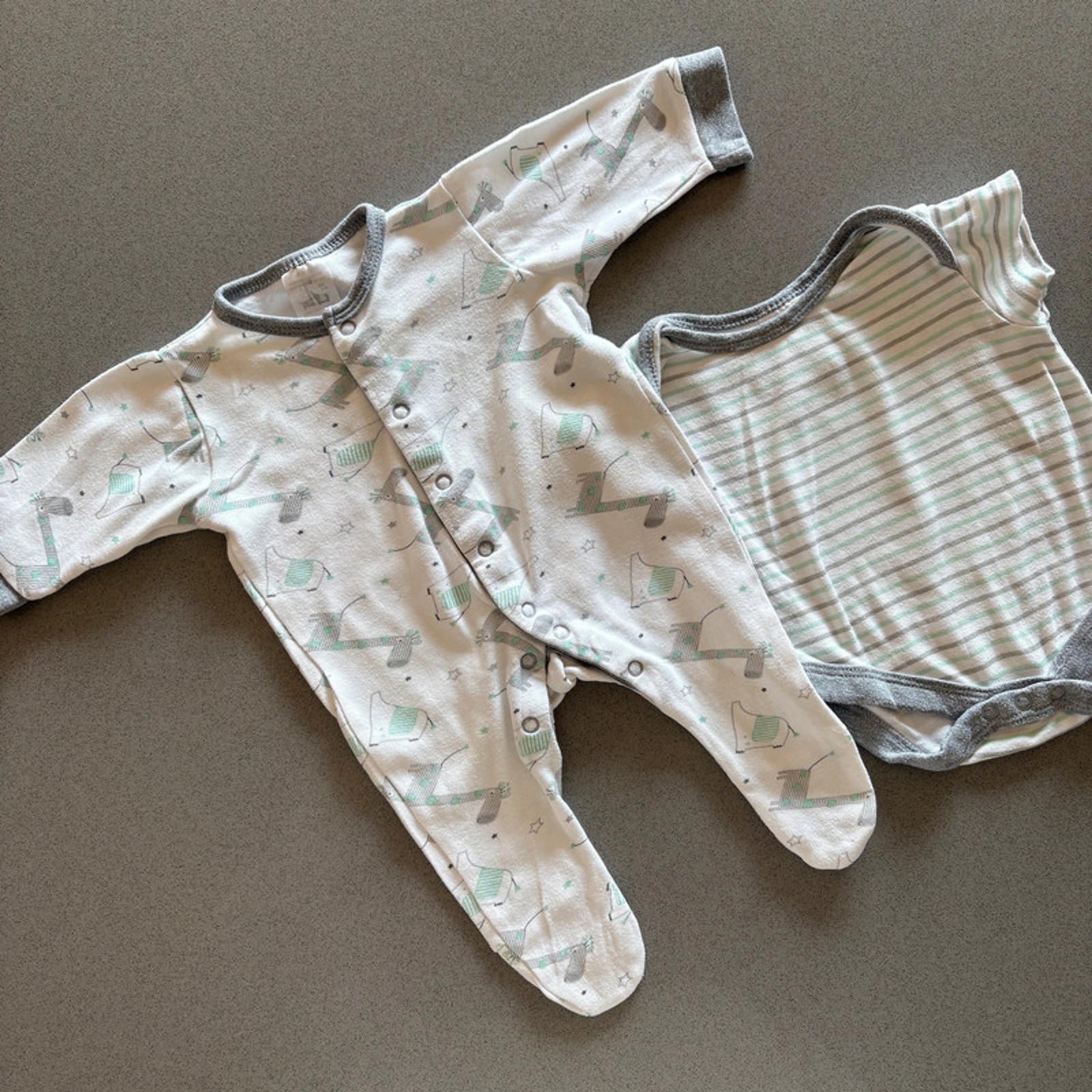 Baby Boy Newborn White Grey Green Animals Babygrow Bodysuit Set (40 15)