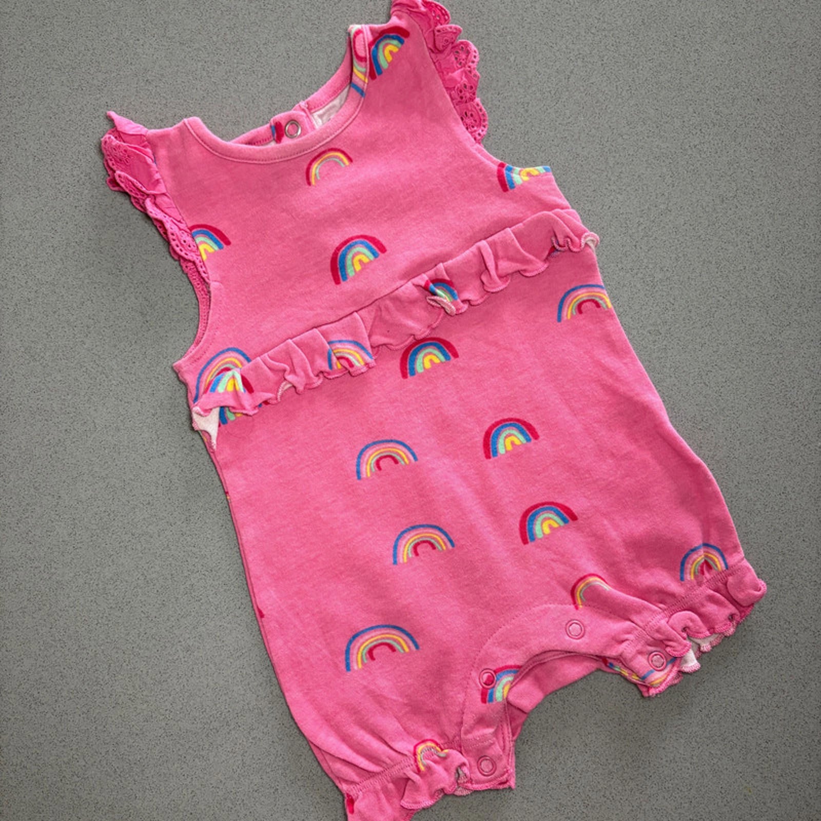 Baby Girl 0-3 months Primark Pink Summer Romper with Ruffles Rainbow (28 09)