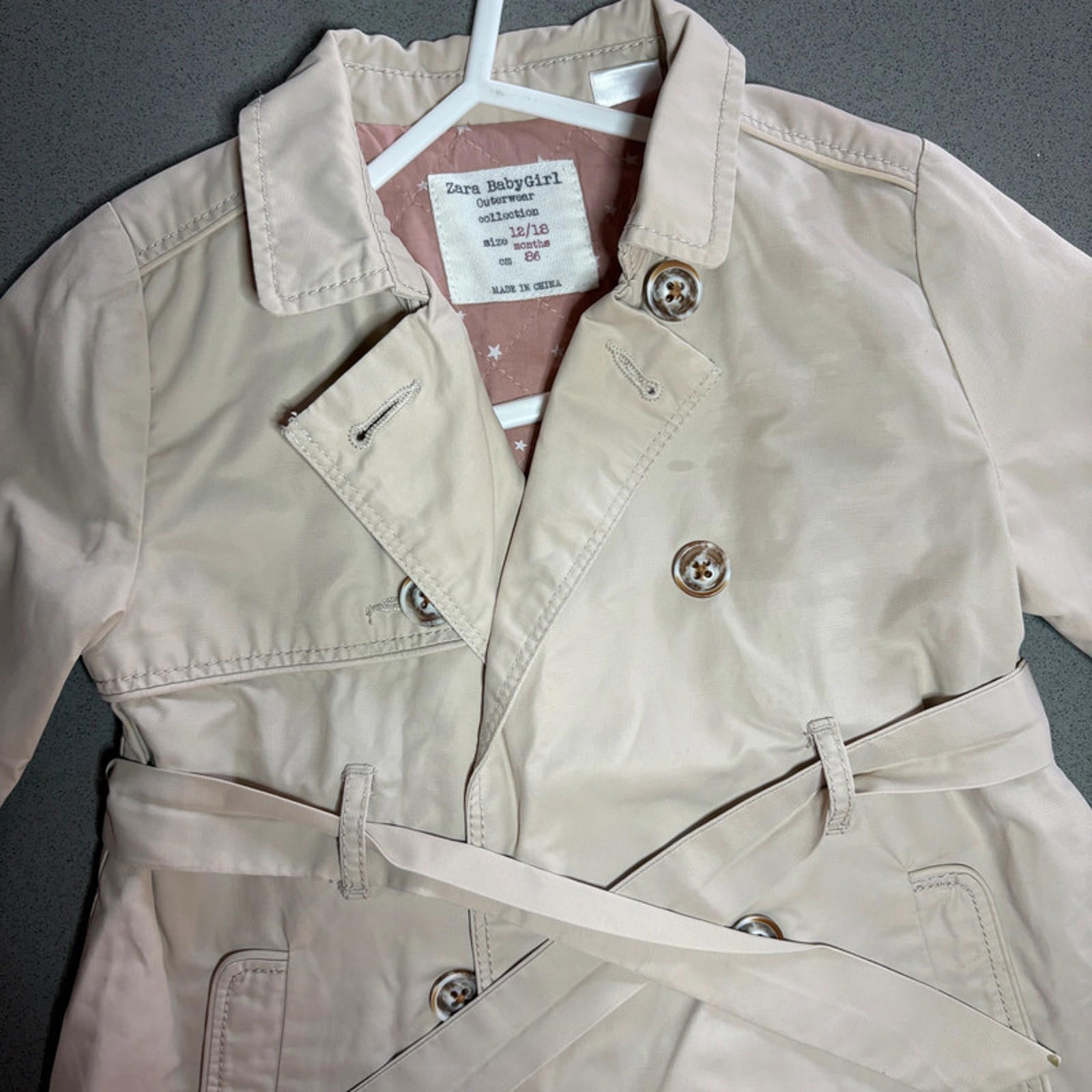 Baby girl 12-18 months ZARA Beige Traditional Style Rain Coat  (40 26)