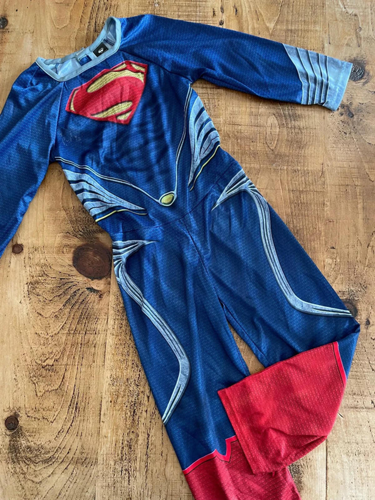 Young Boy age 5-6 years F&F Superman Blue Red One Piece Lightweight All in One (45 27)