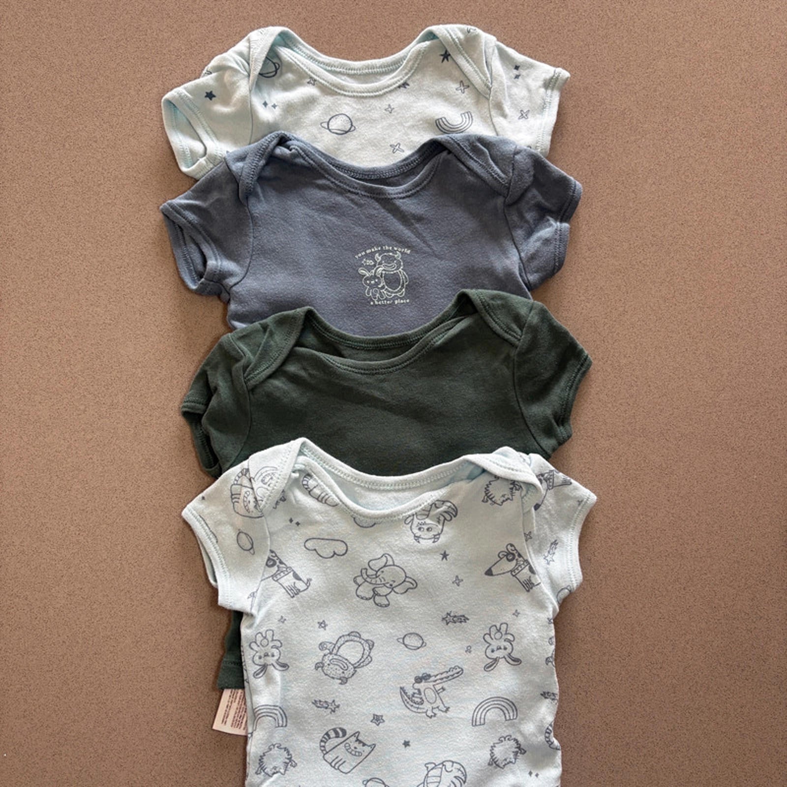 Baby Boy 3-6 months Primark Set 4 Short Sleeve Bodysuits Green Blue (46 16)