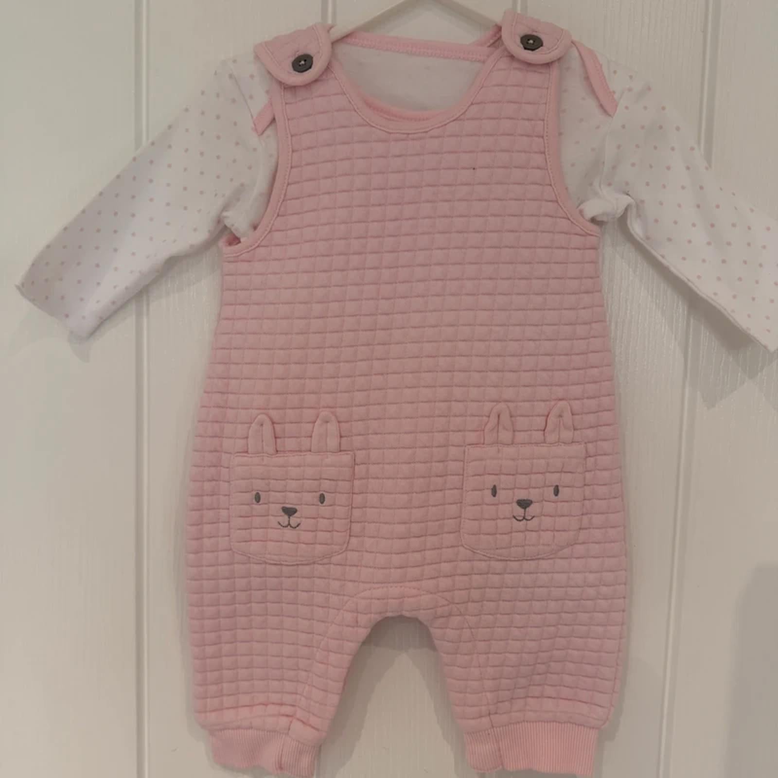 Baby Girl 0-3 months Nutmeg Pink Bear Dungaree Set (24 19)